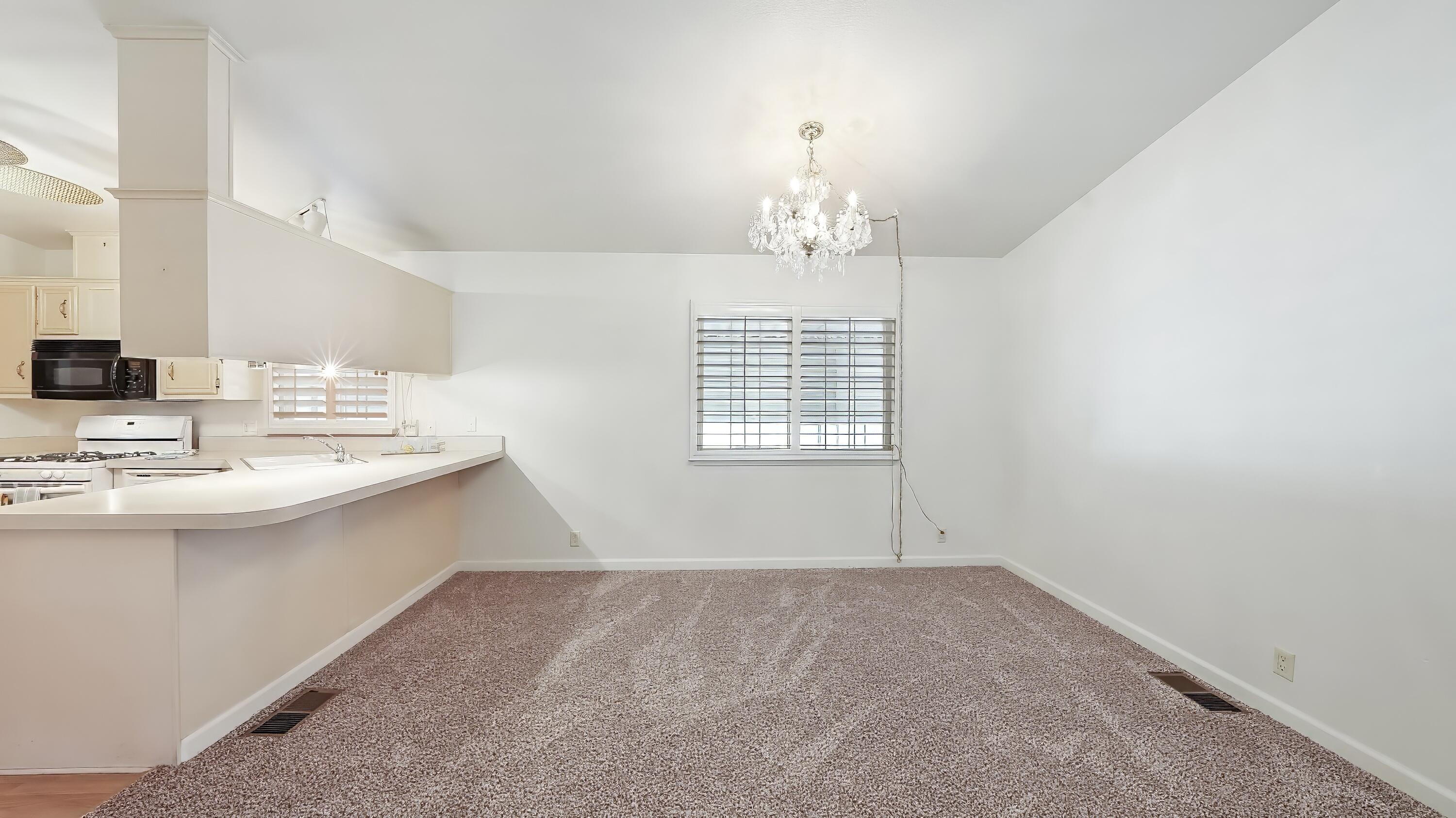 5031 W La Vida Ave ##95, Visalia, CA 93277