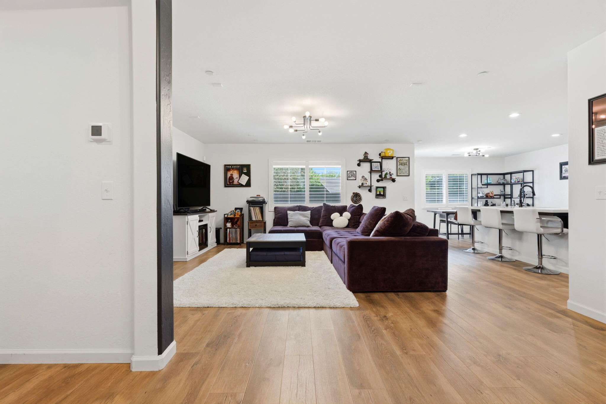 2045 W Chianti Way, Hanford, CA 93230