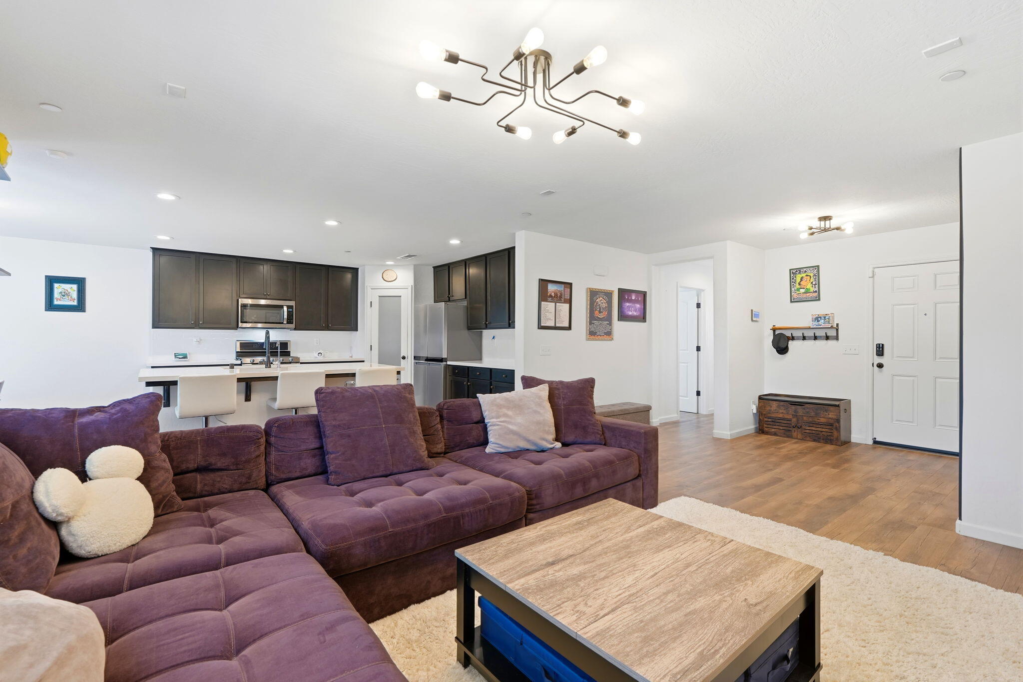 2045 W Chianti Way, Hanford, CA 93230