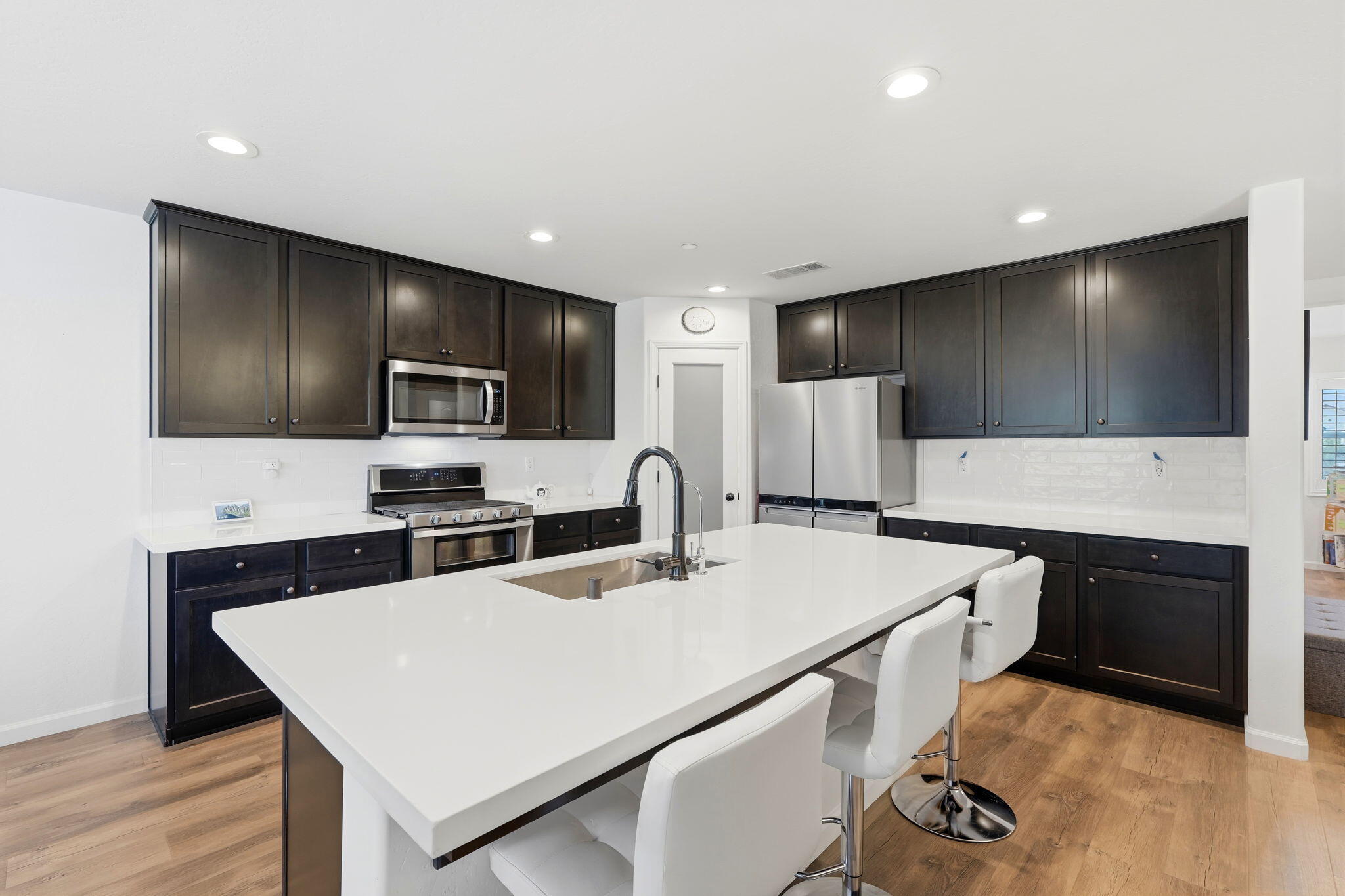 2045 W Chianti Way, Hanford, CA 93230