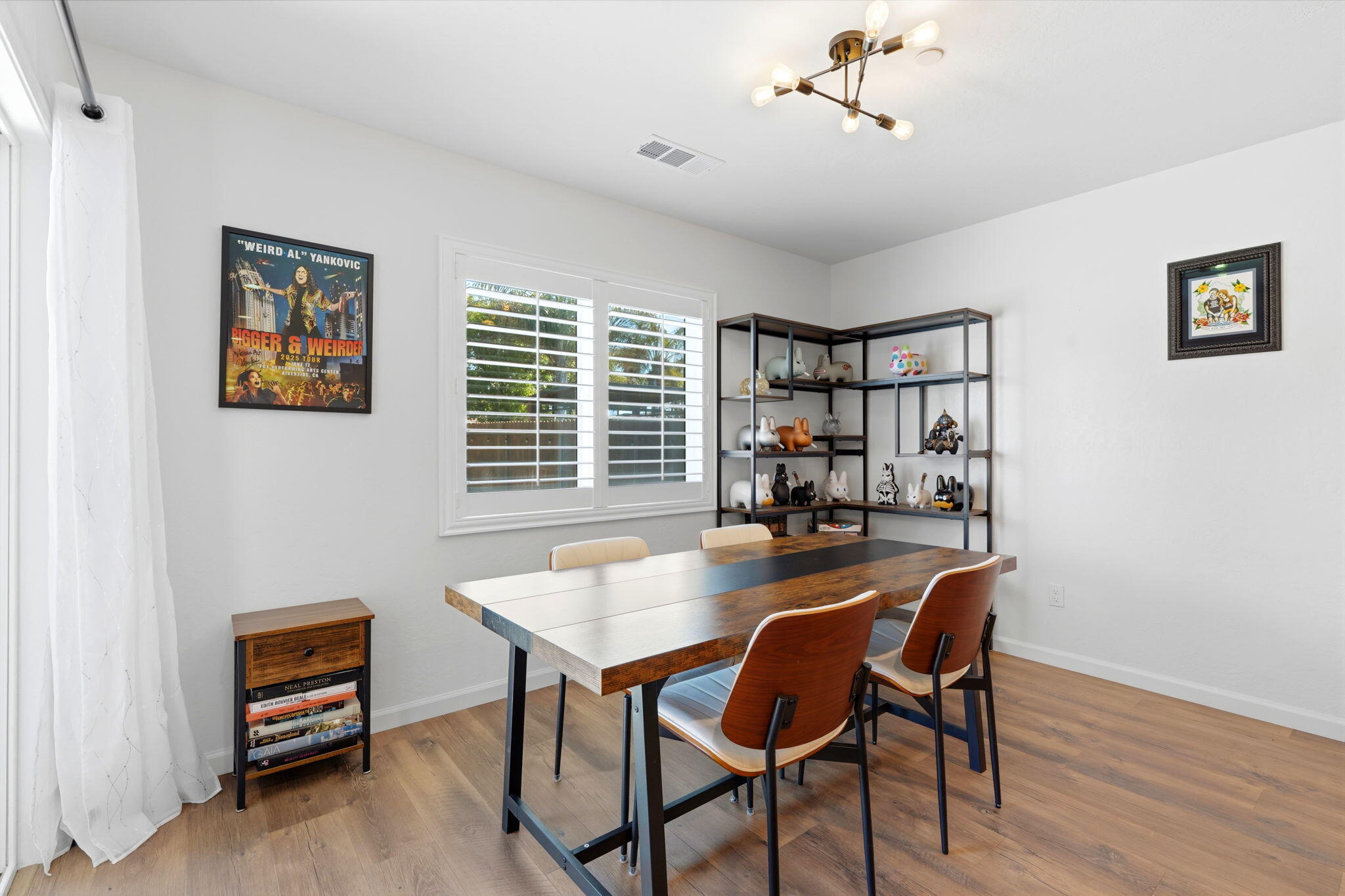 2045 W Chianti Way, Hanford, CA 93230