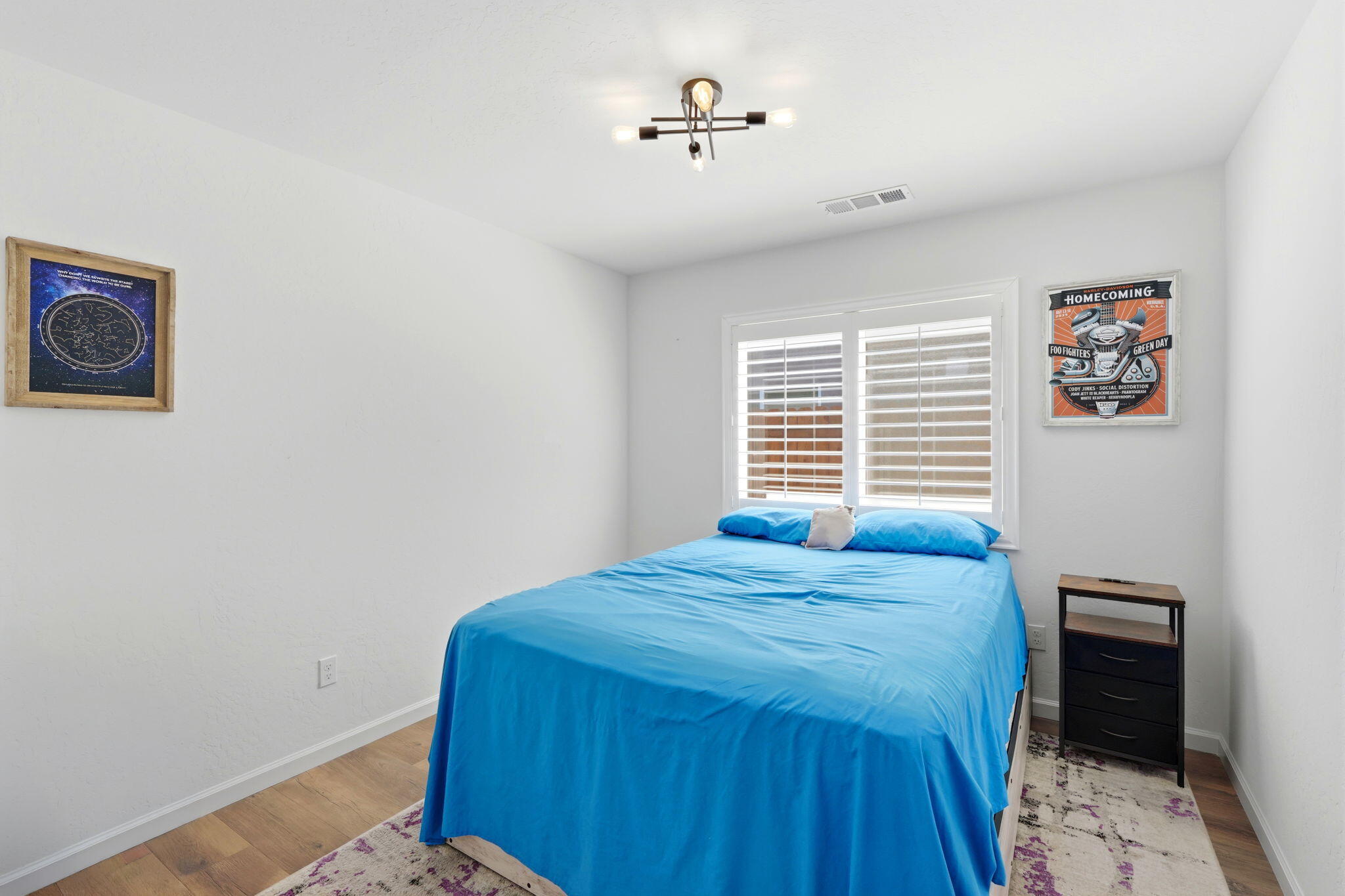 2045 W Chianti Way, Hanford, CA 93230
