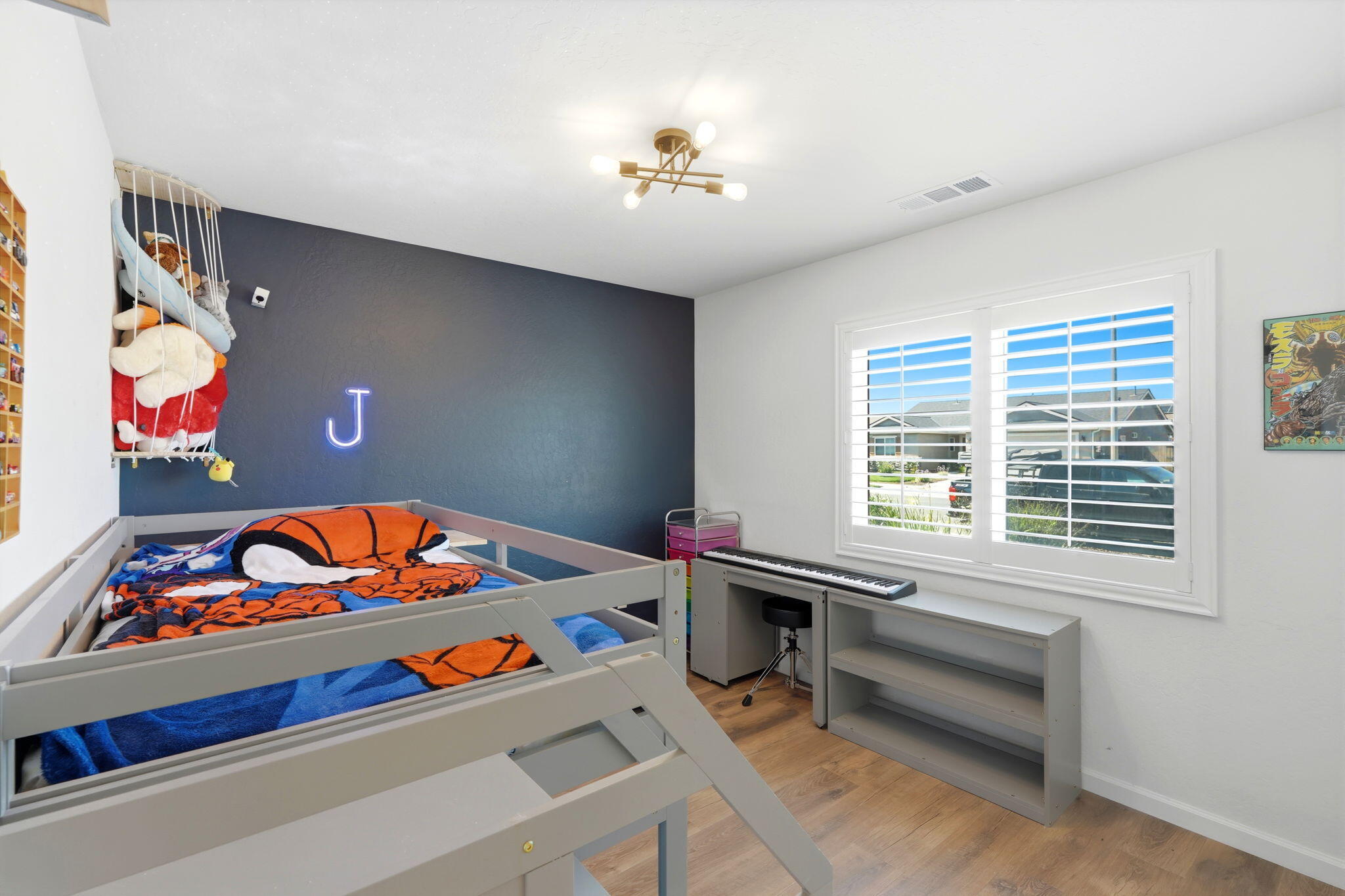 2045 W Chianti Way, Hanford, CA 93230