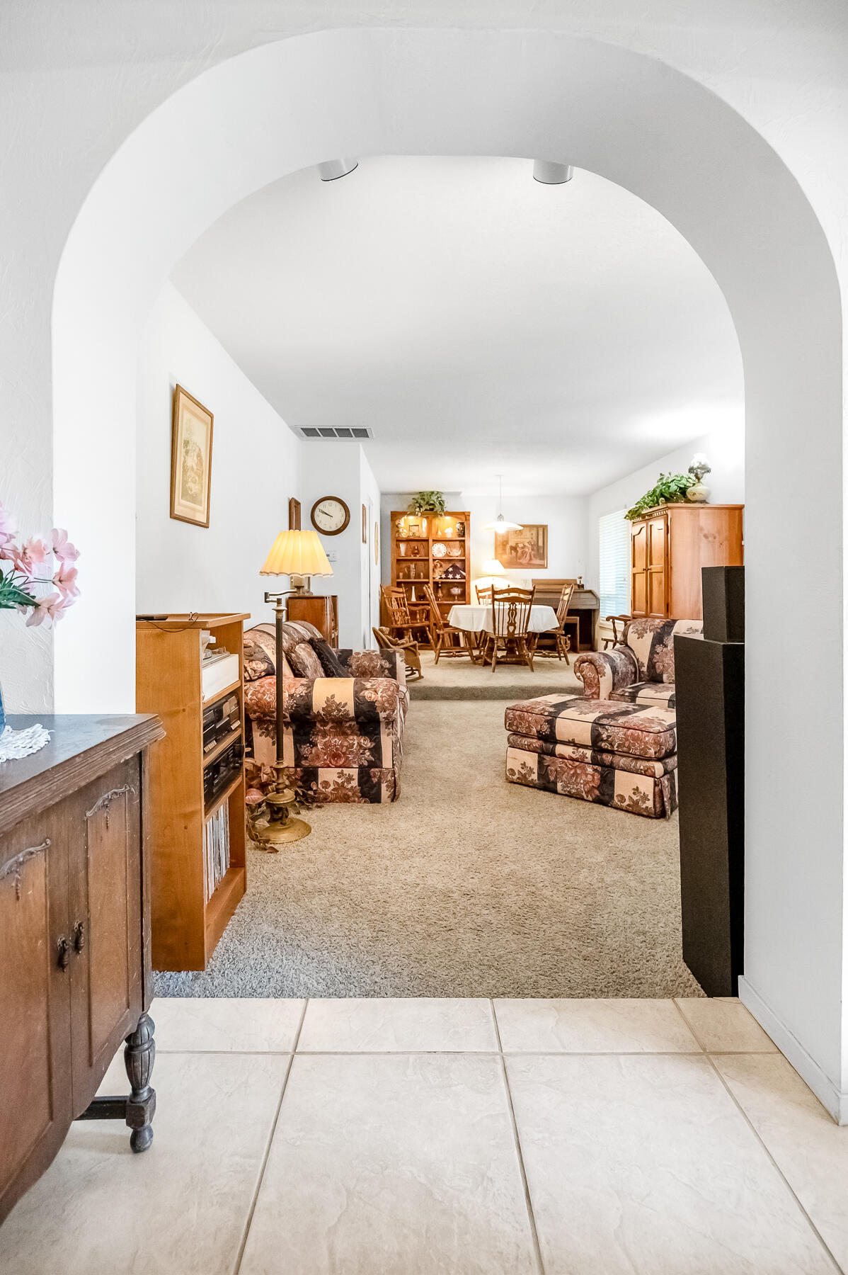1546 S Wellsley St, Visalia, CA 93277