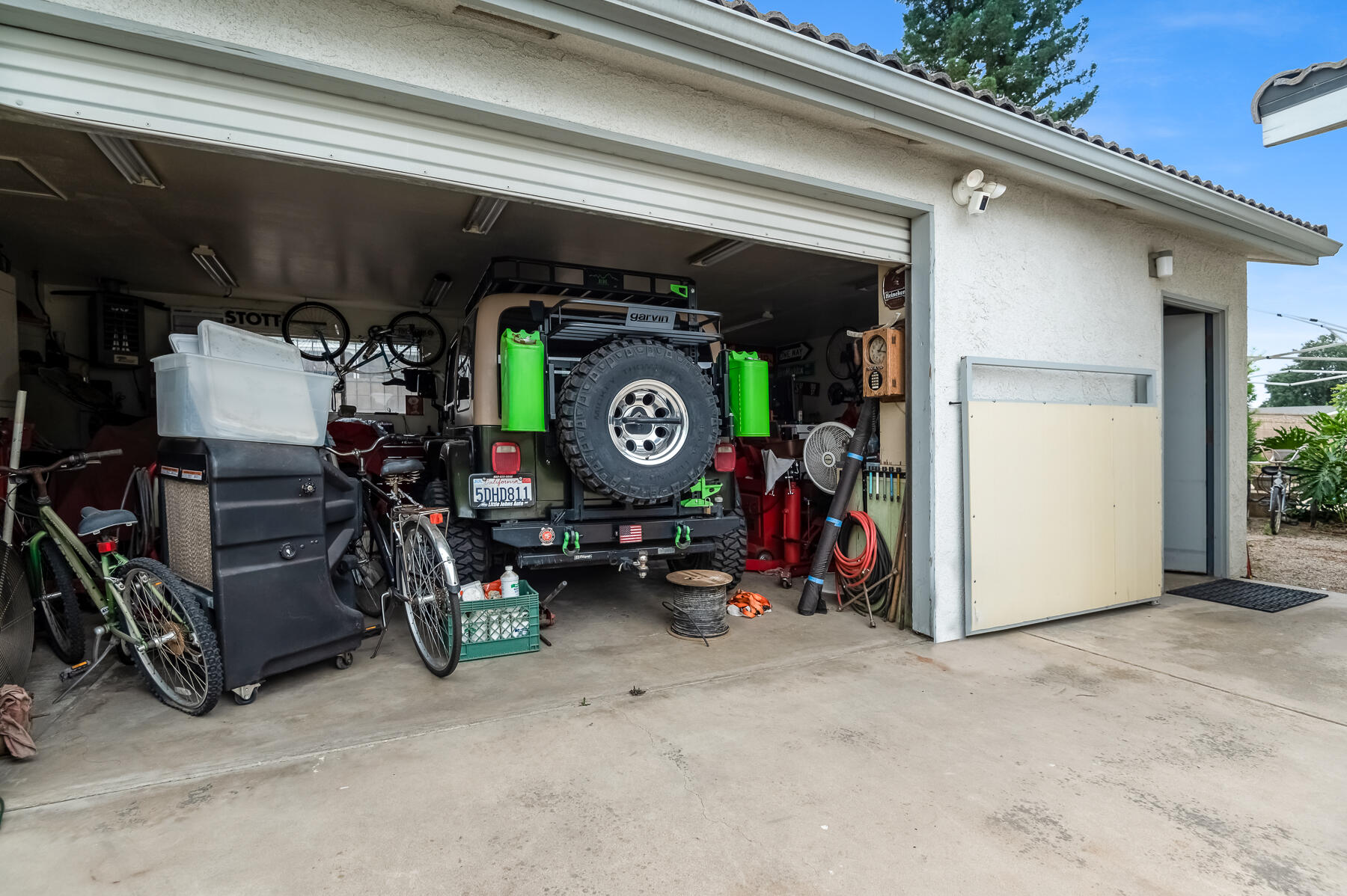1546 S Wellsley St, Visalia, CA 93277