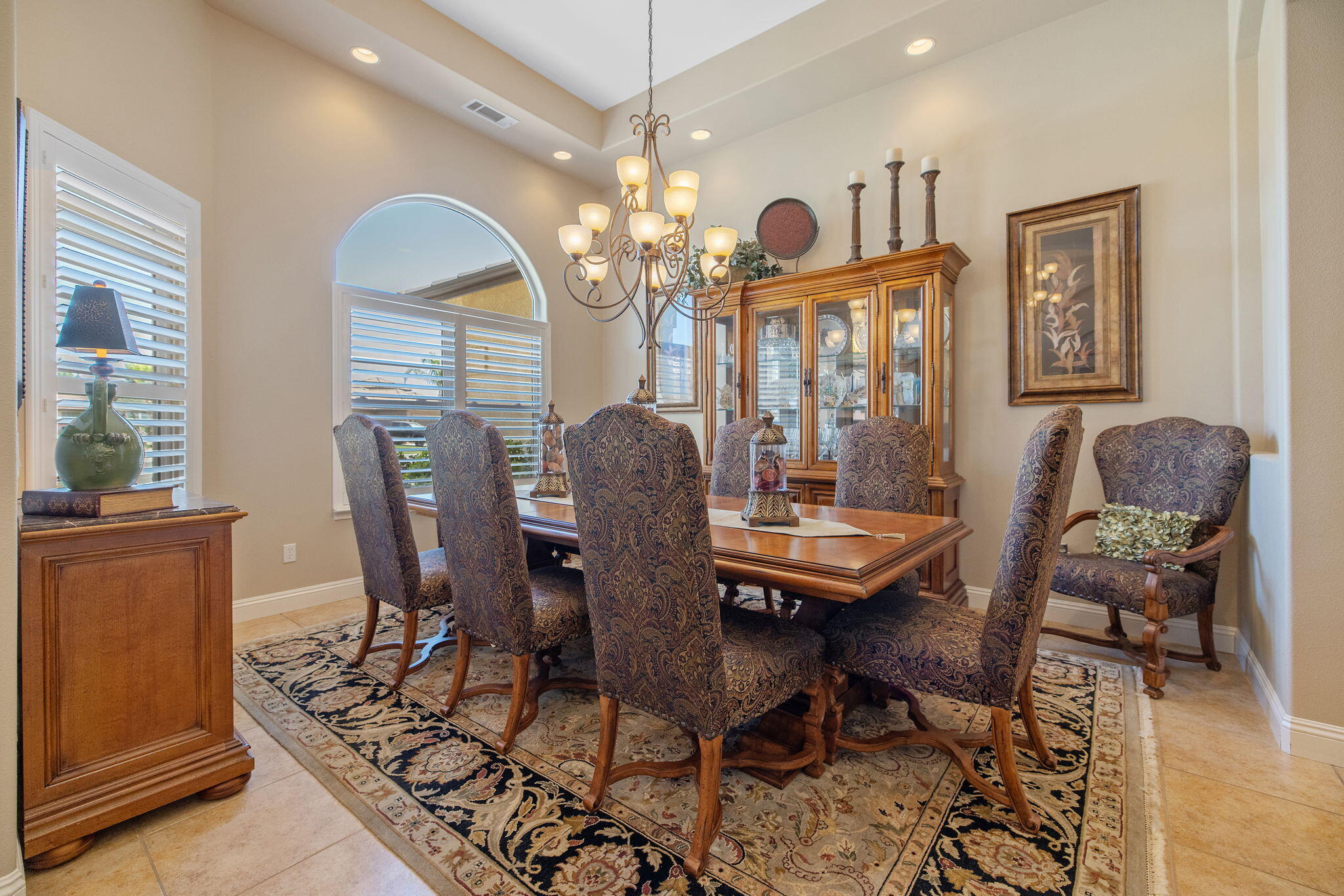 760 Saint James Ct, Exeter, CA 93221