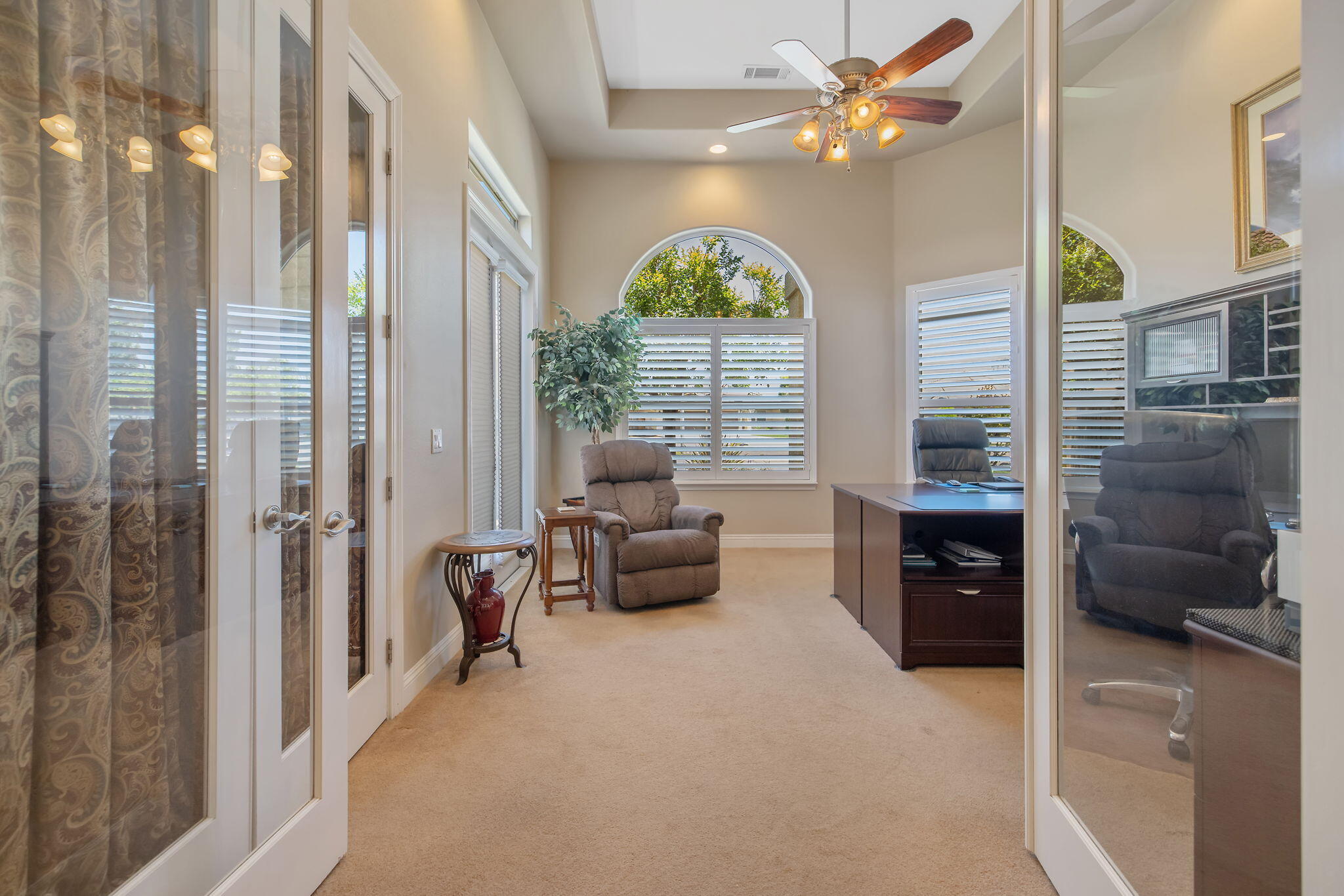 760 Saint James Ct, Exeter, CA 93221
