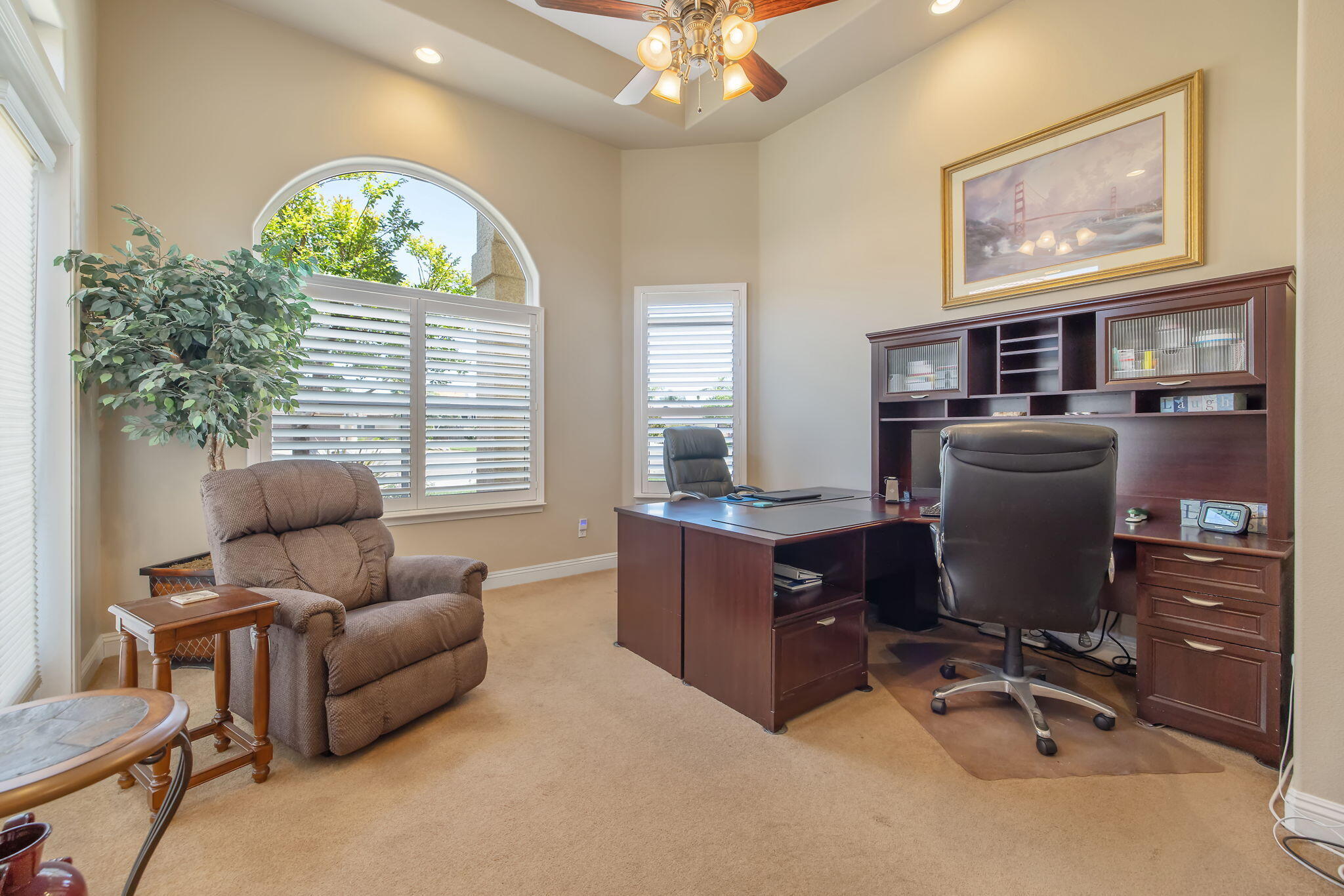 760 Saint James Ct, Exeter, CA 93221