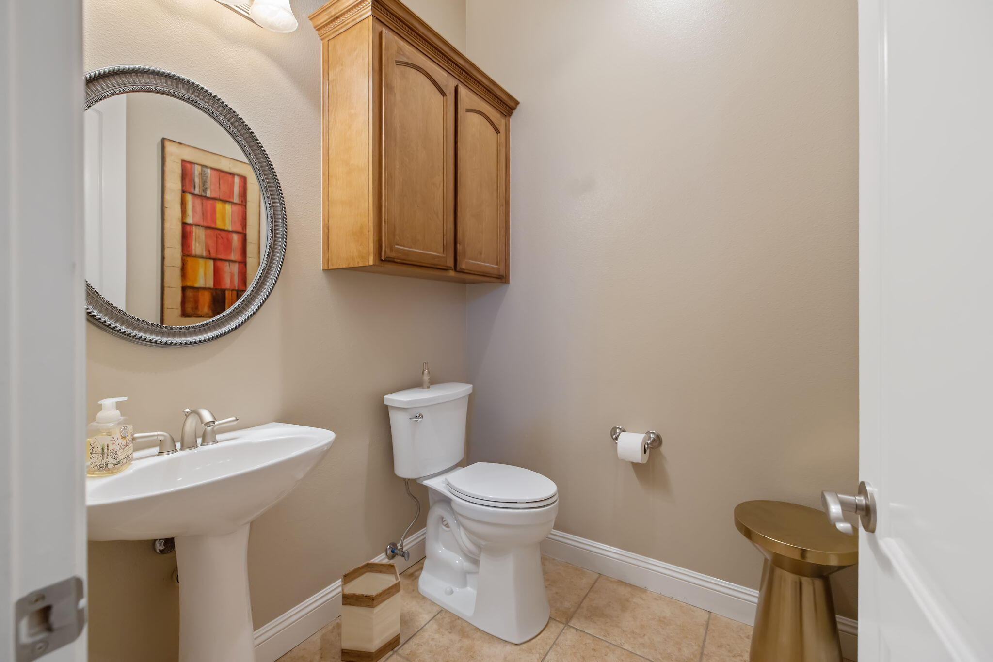 760 Saint James Ct, Exeter, CA 93221
