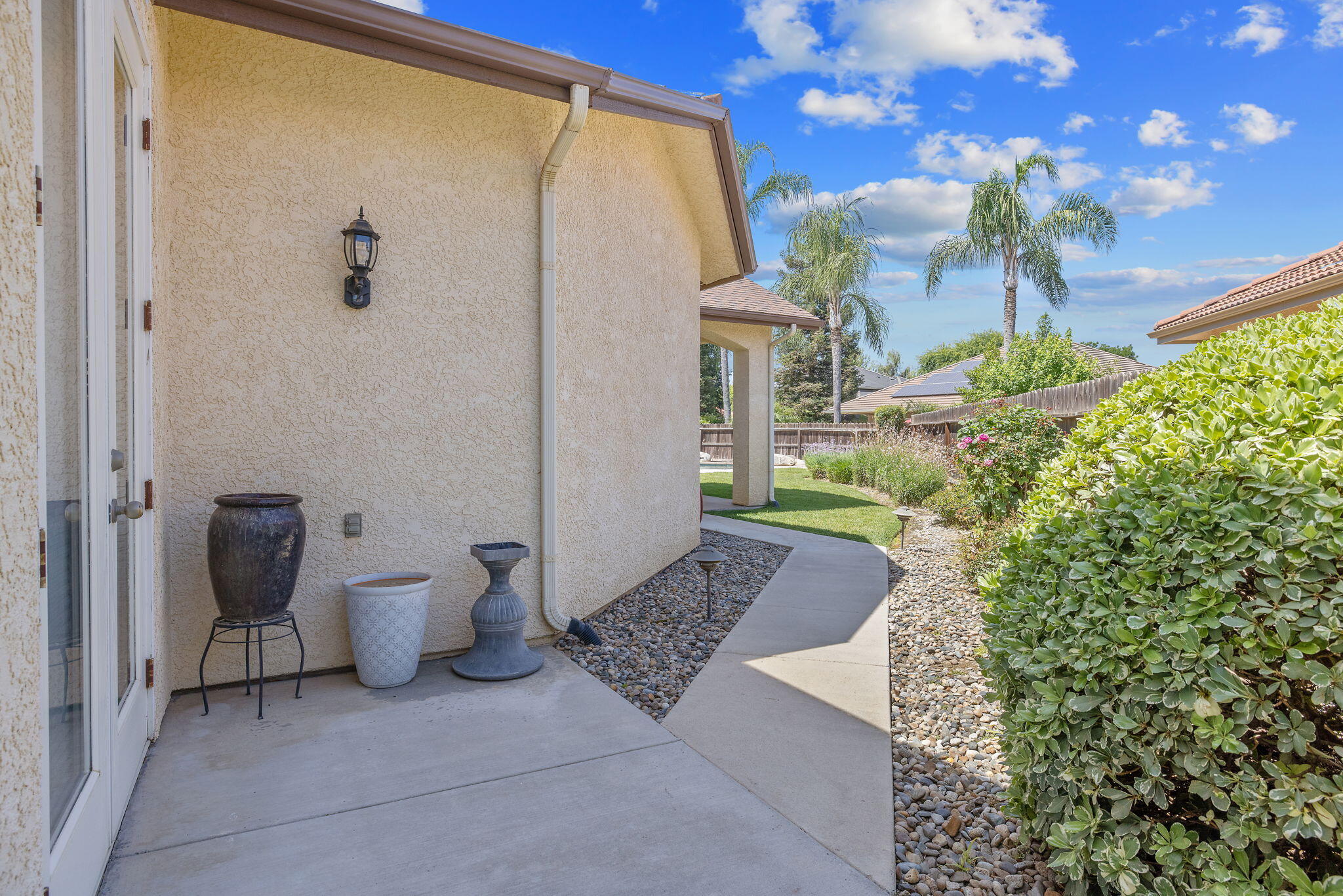 760 Saint James Ct, Exeter, CA 93221
