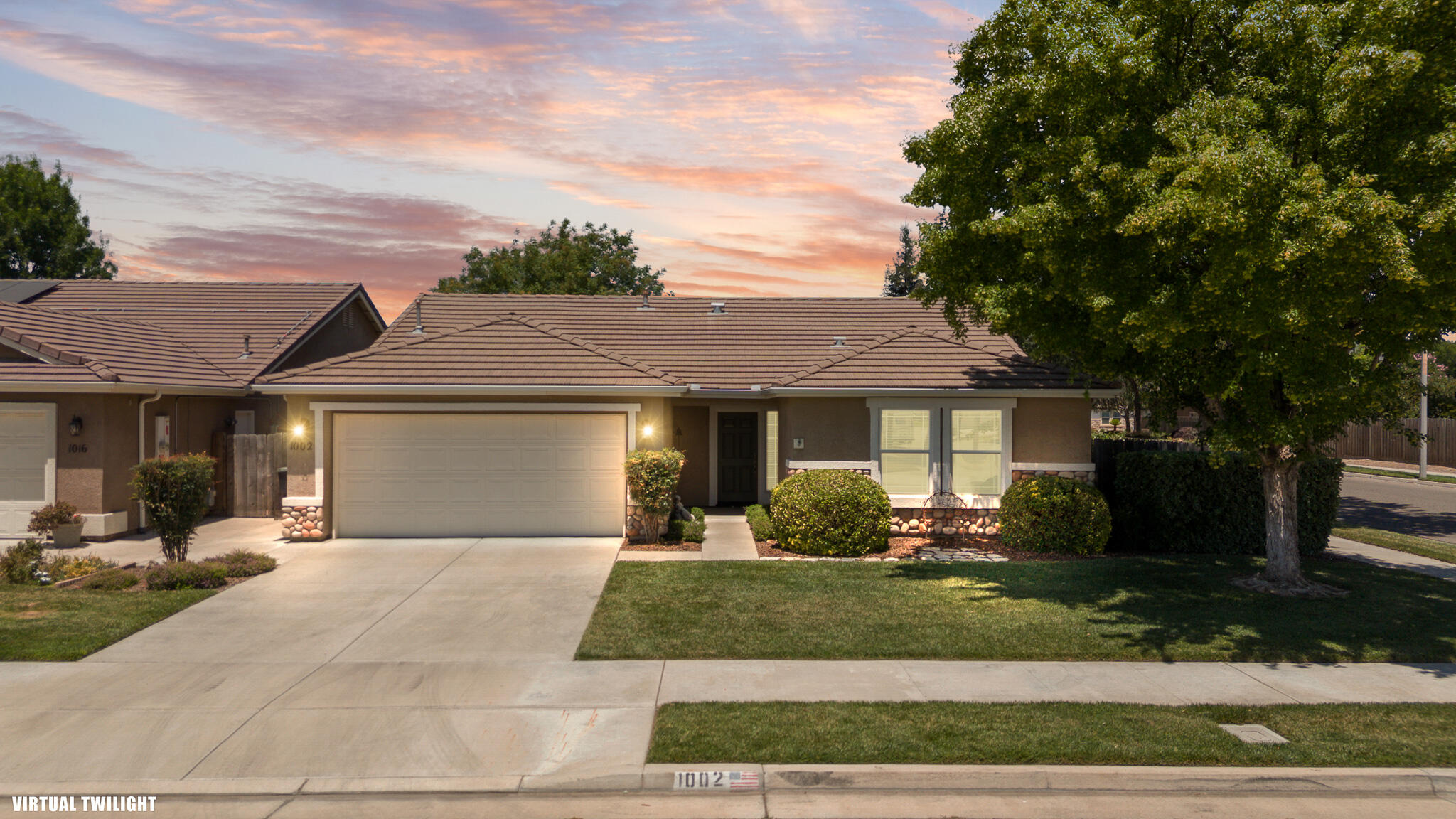 1002 W Westmont Ct, Visalia, CA 93277