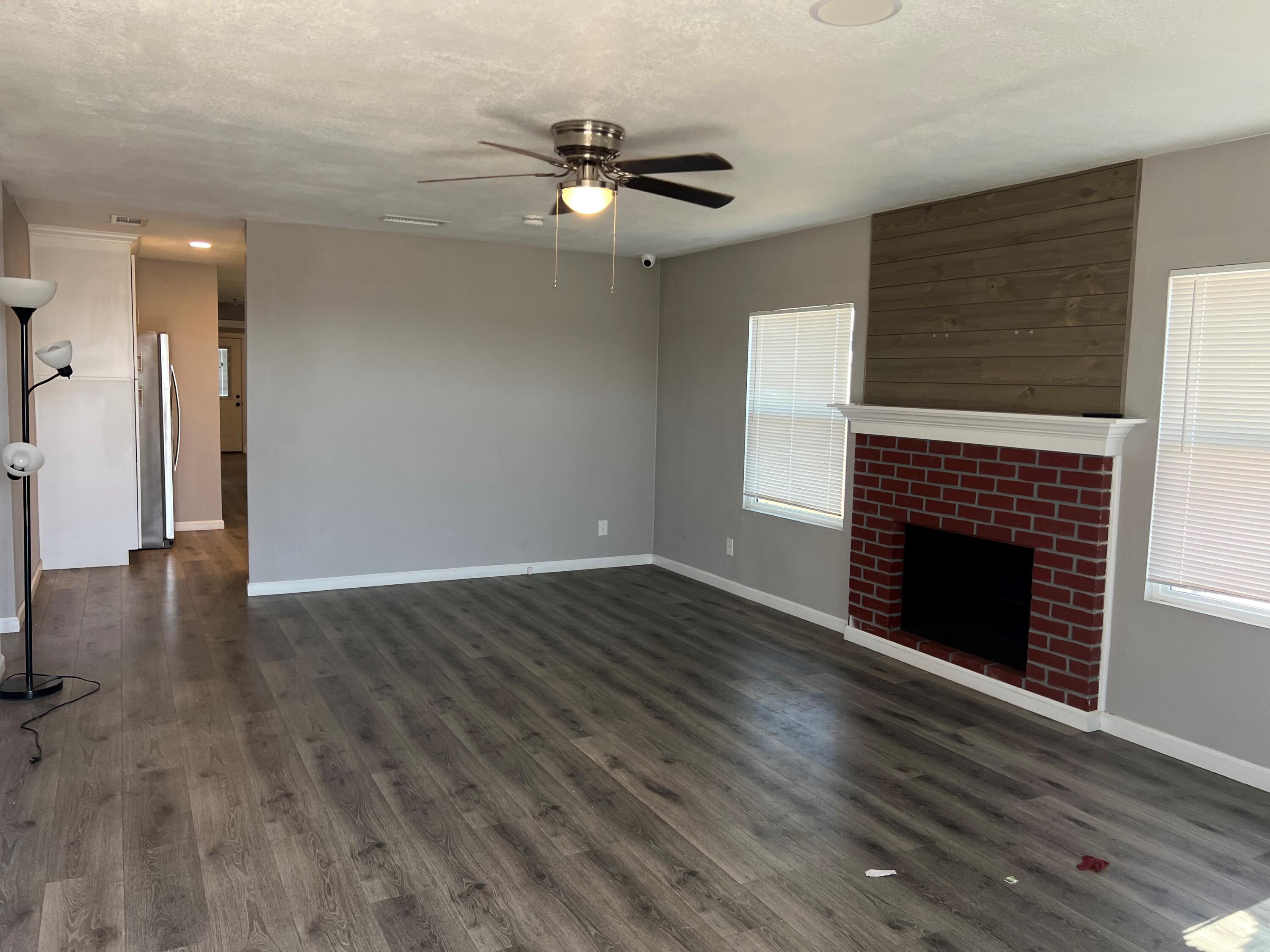 1679 S O St, Tulare, CA 93274