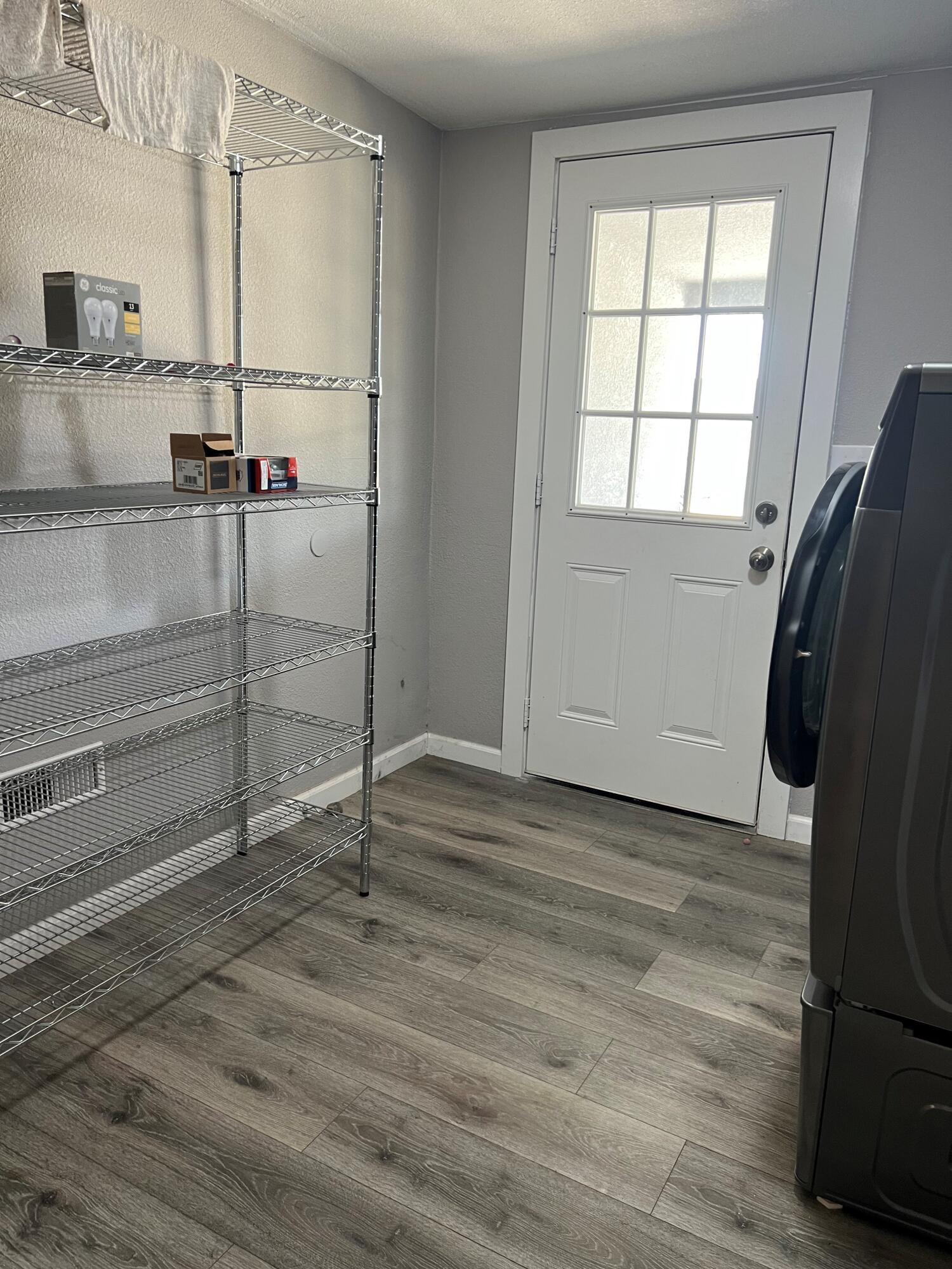 1679 S O St, Tulare, CA 93274
