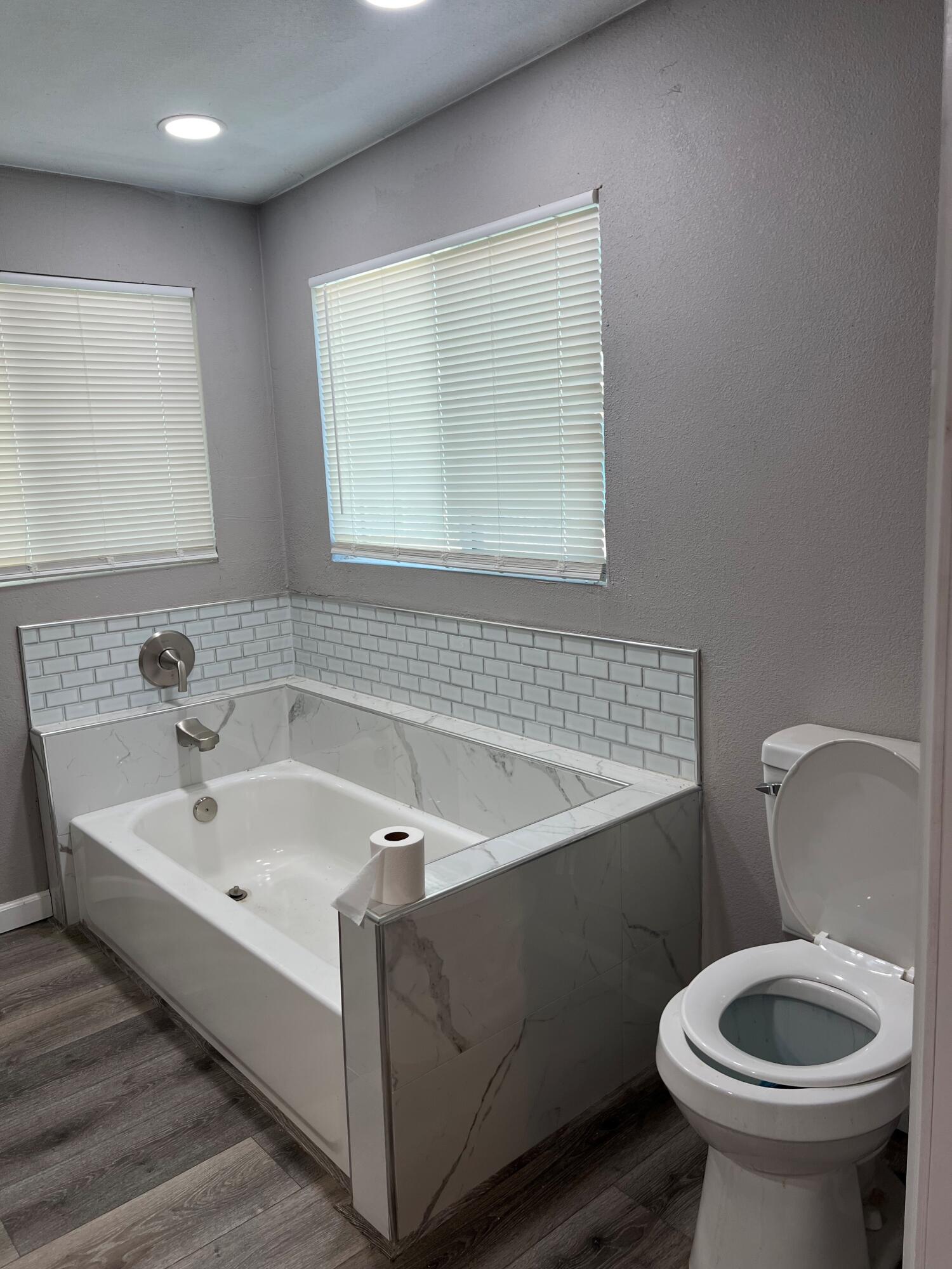1679 S O St, Tulare, CA 93274