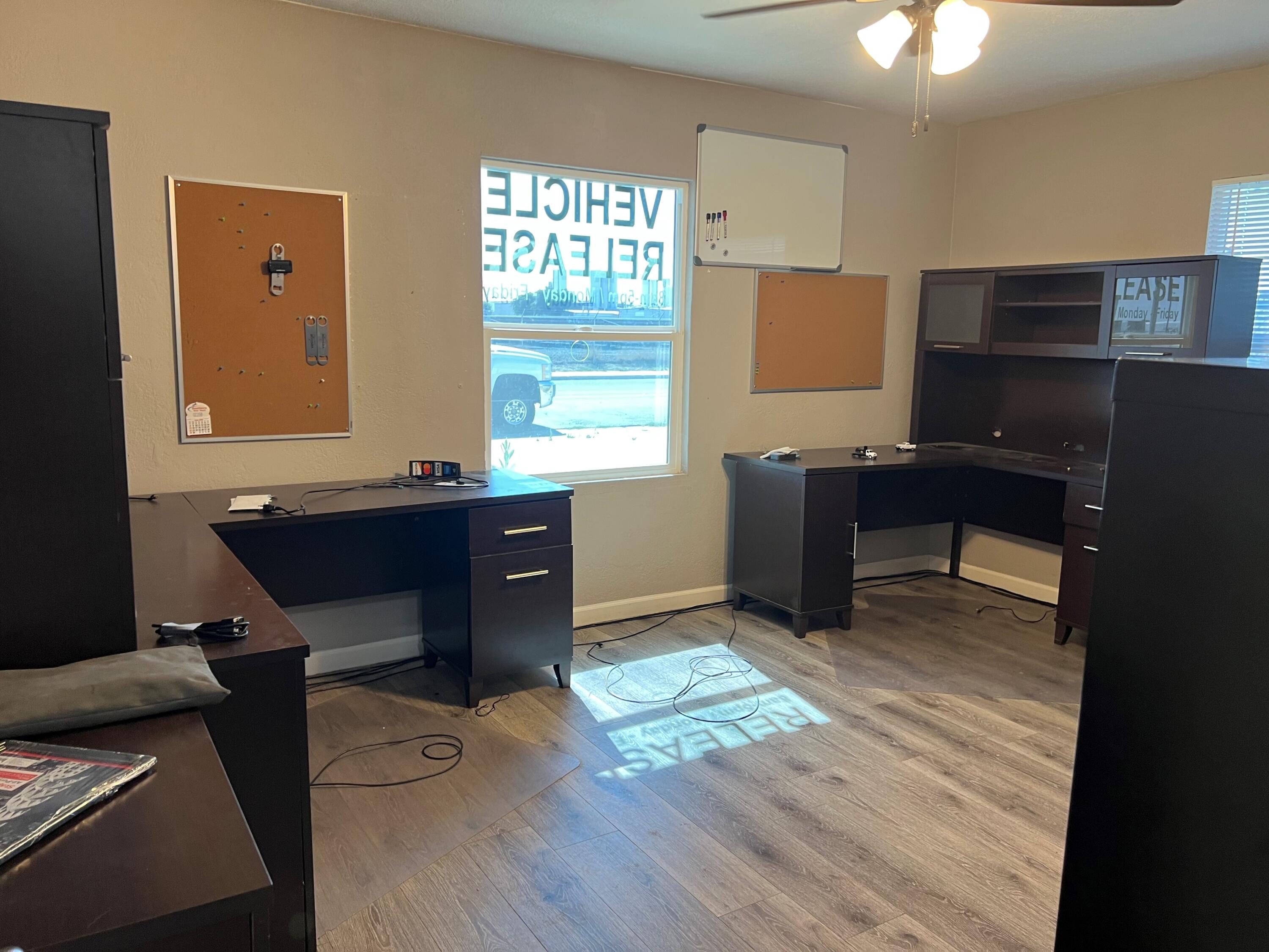 1679 S O St, Tulare, CA 93274