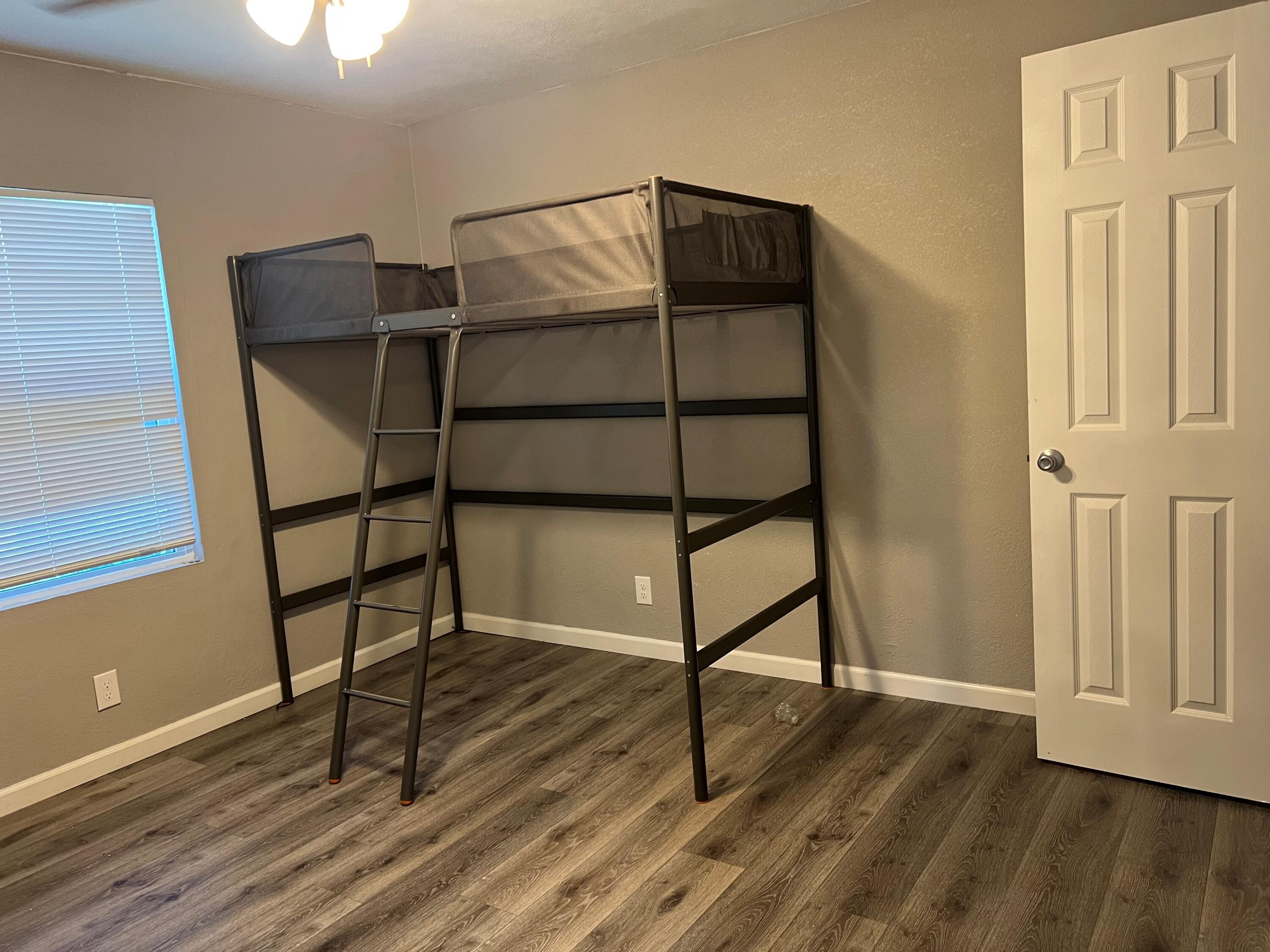 1679 S O St, Tulare, CA 93274