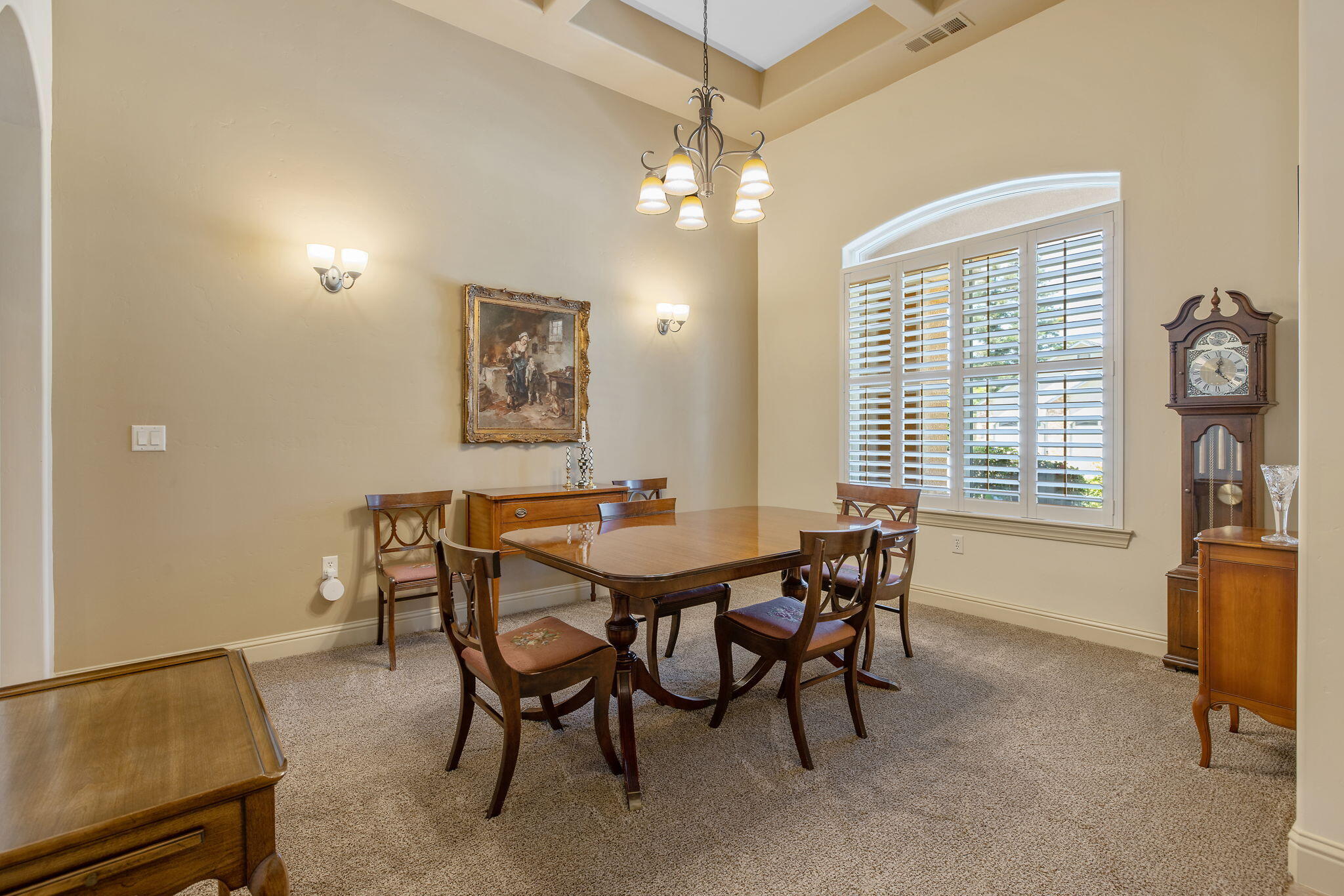 710 Olivewood Dr, Exeter, CA 93221