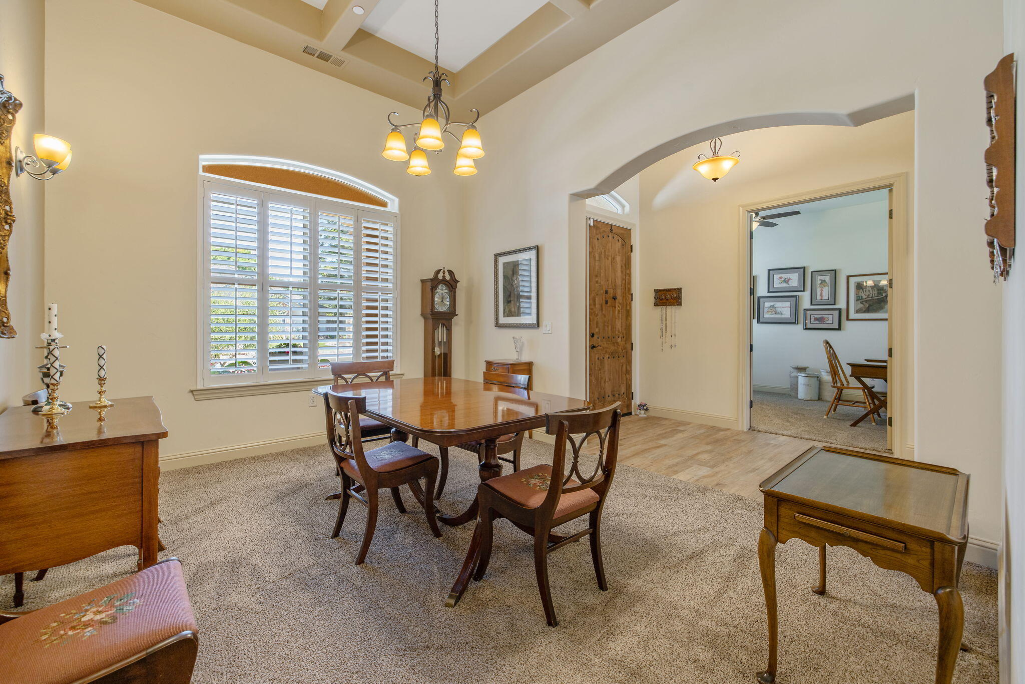 710 Olivewood Dr, Exeter, CA 93221