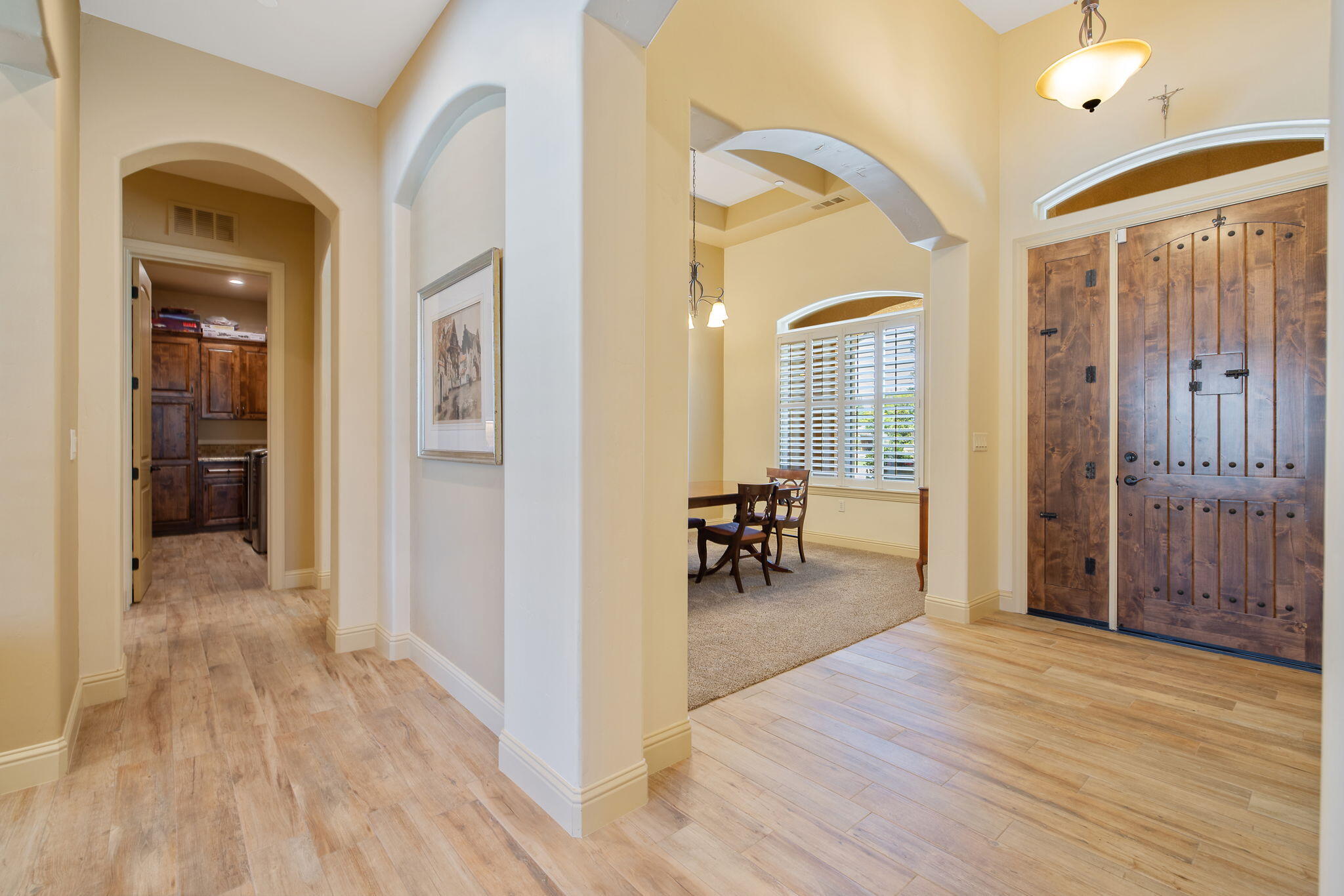 710 Olivewood Dr, Exeter, CA 93221