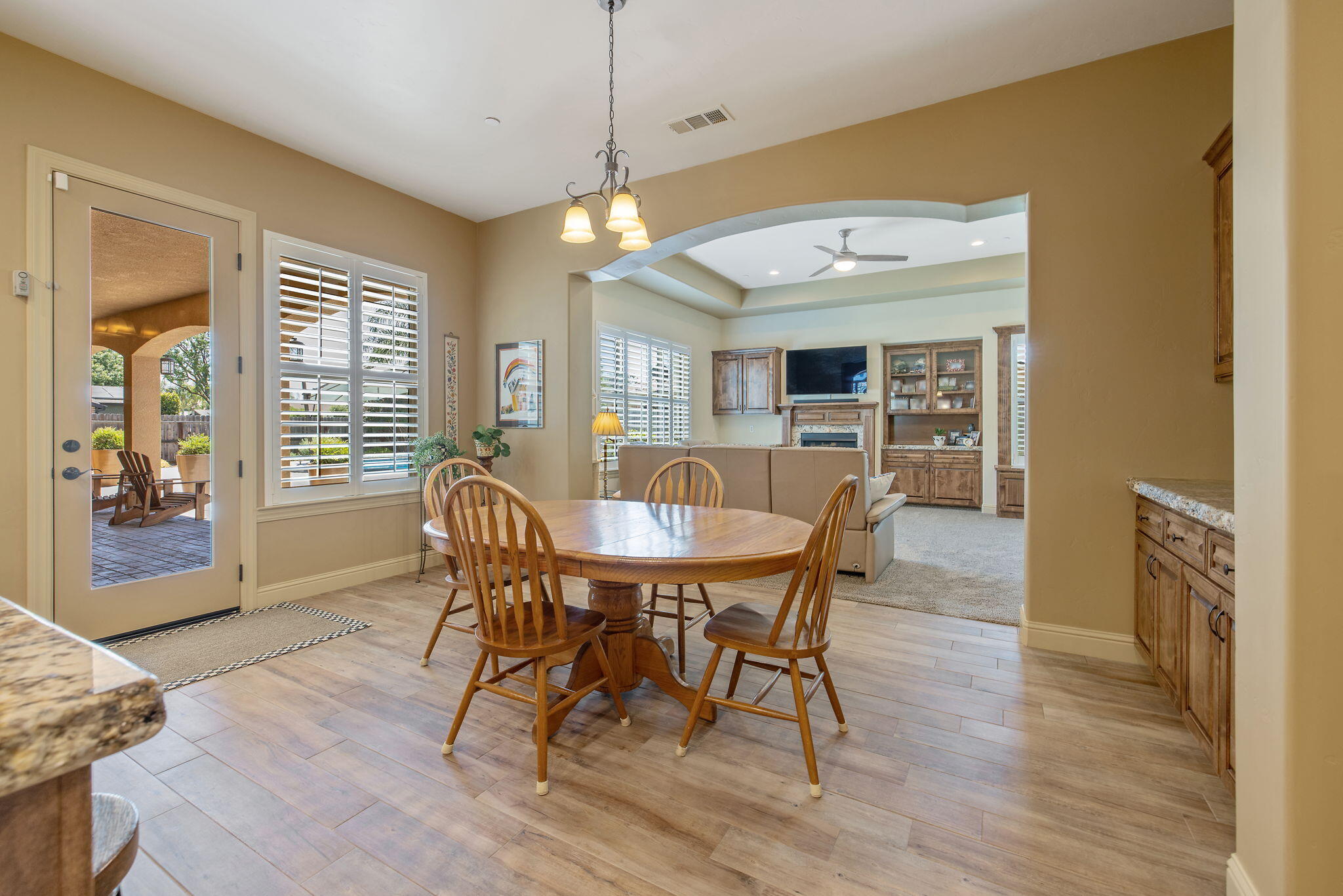 710 Olivewood Dr, Exeter, CA 93221