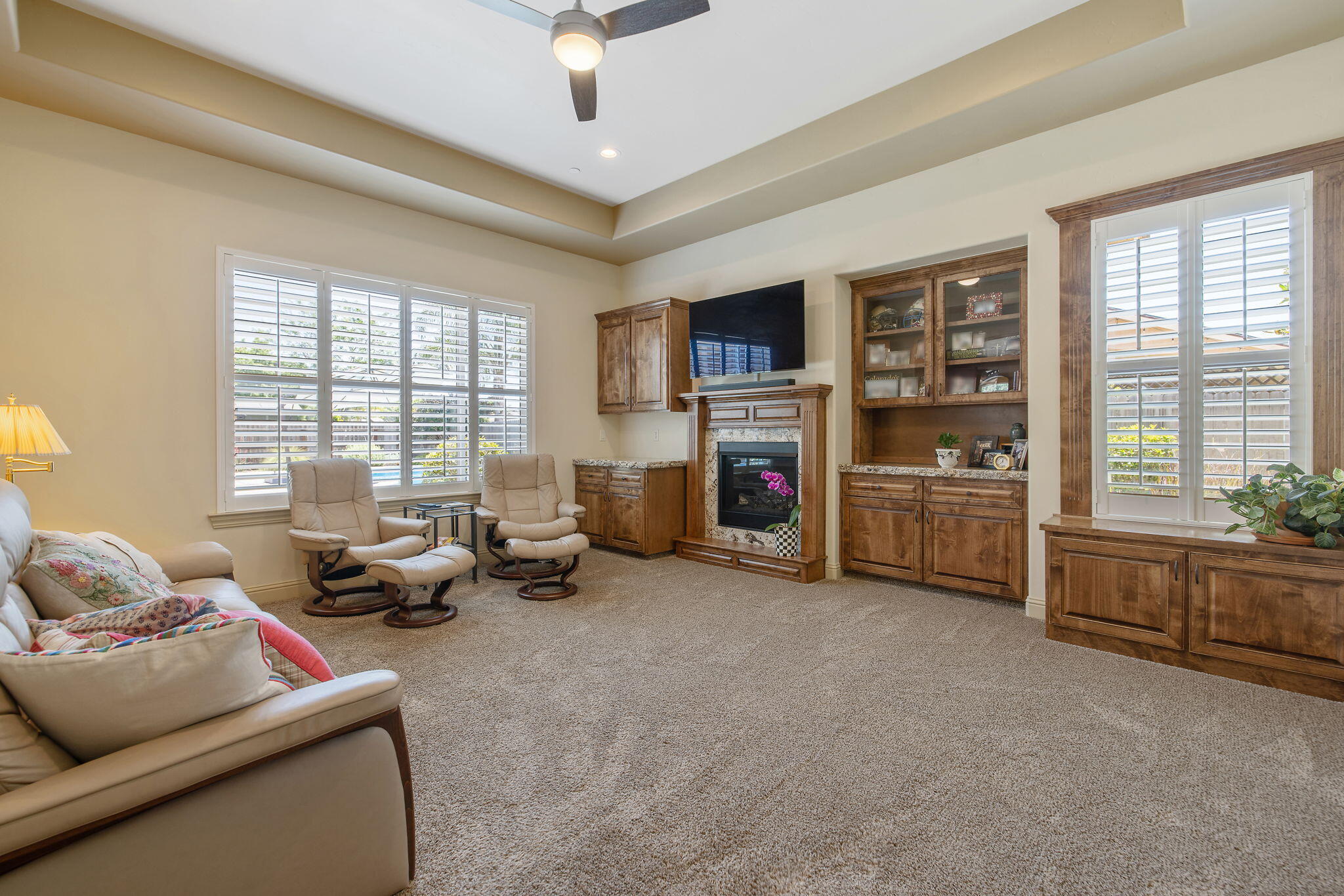 710 Olivewood Dr, Exeter, CA 93221