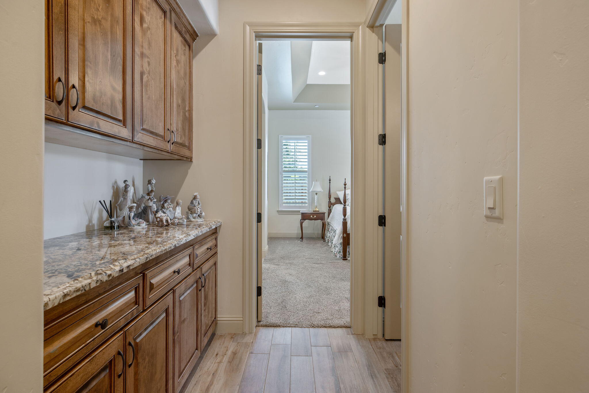 710 Olivewood Dr, Exeter, CA 93221
