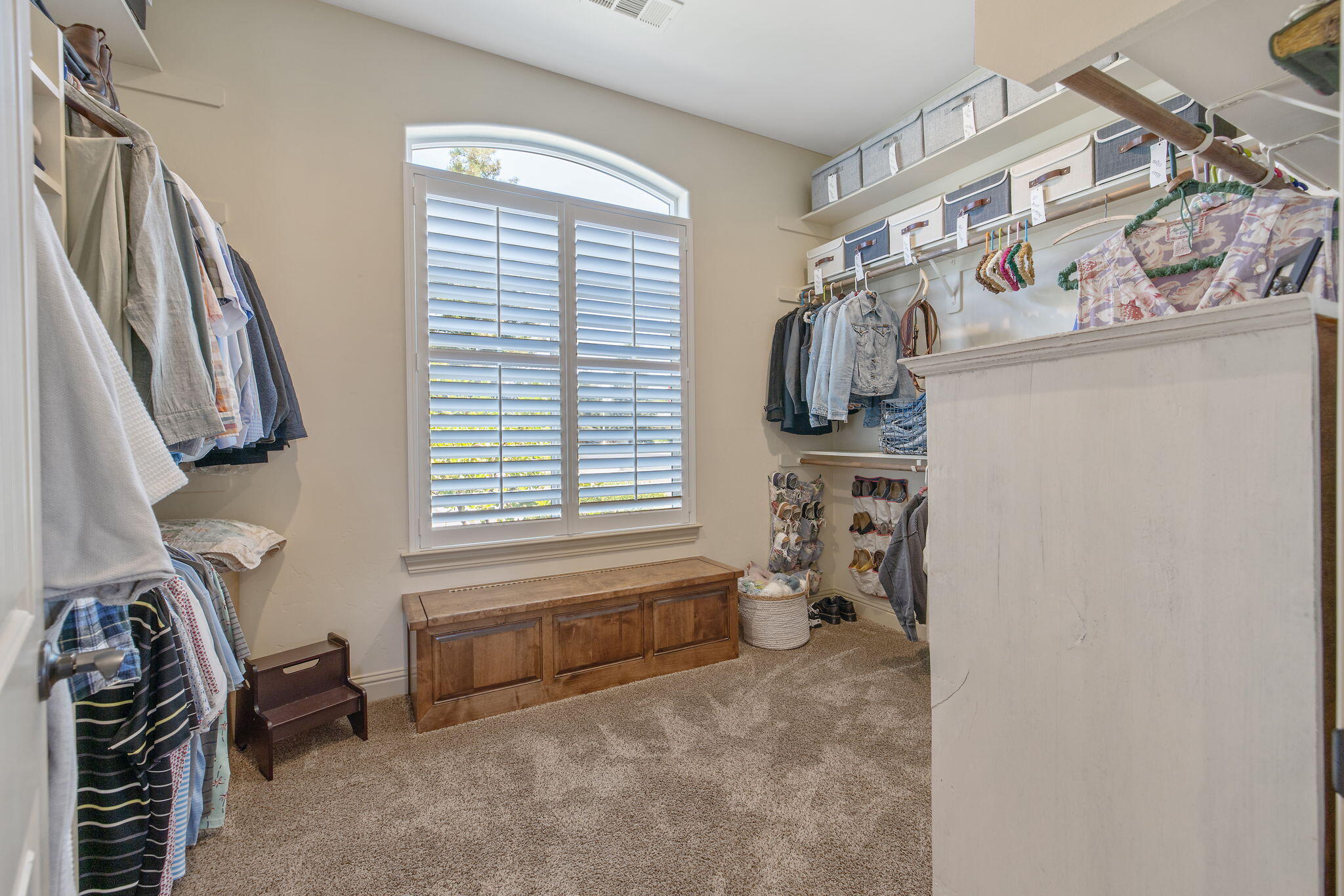 710 Olivewood Dr, Exeter, CA 93221
