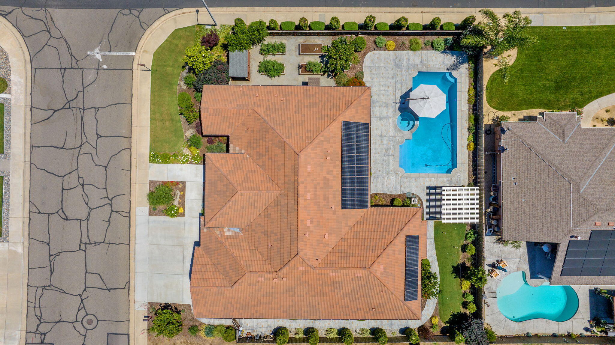 710 Olivewood Dr, Exeter, CA 93221