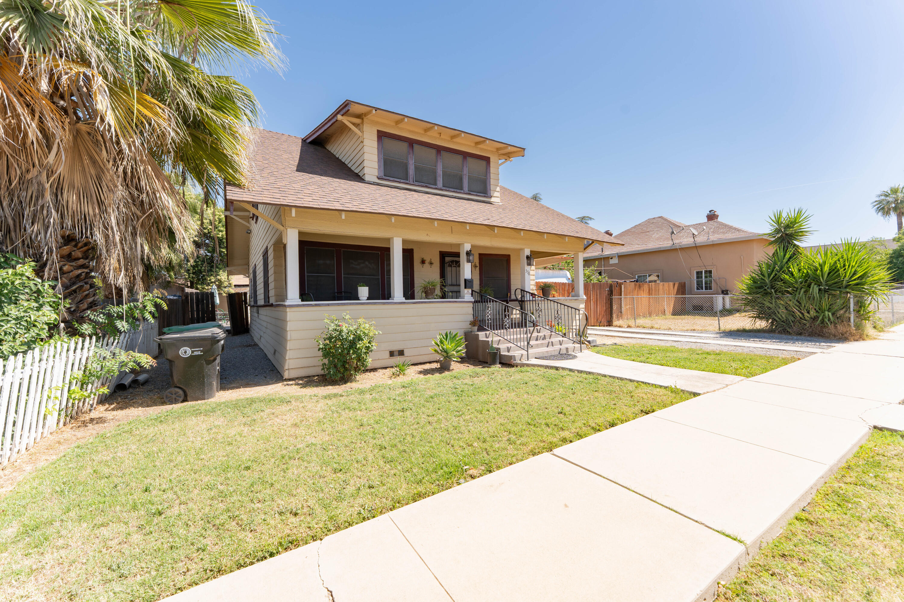 378 E Mill Ave, Porterville, CA 93257