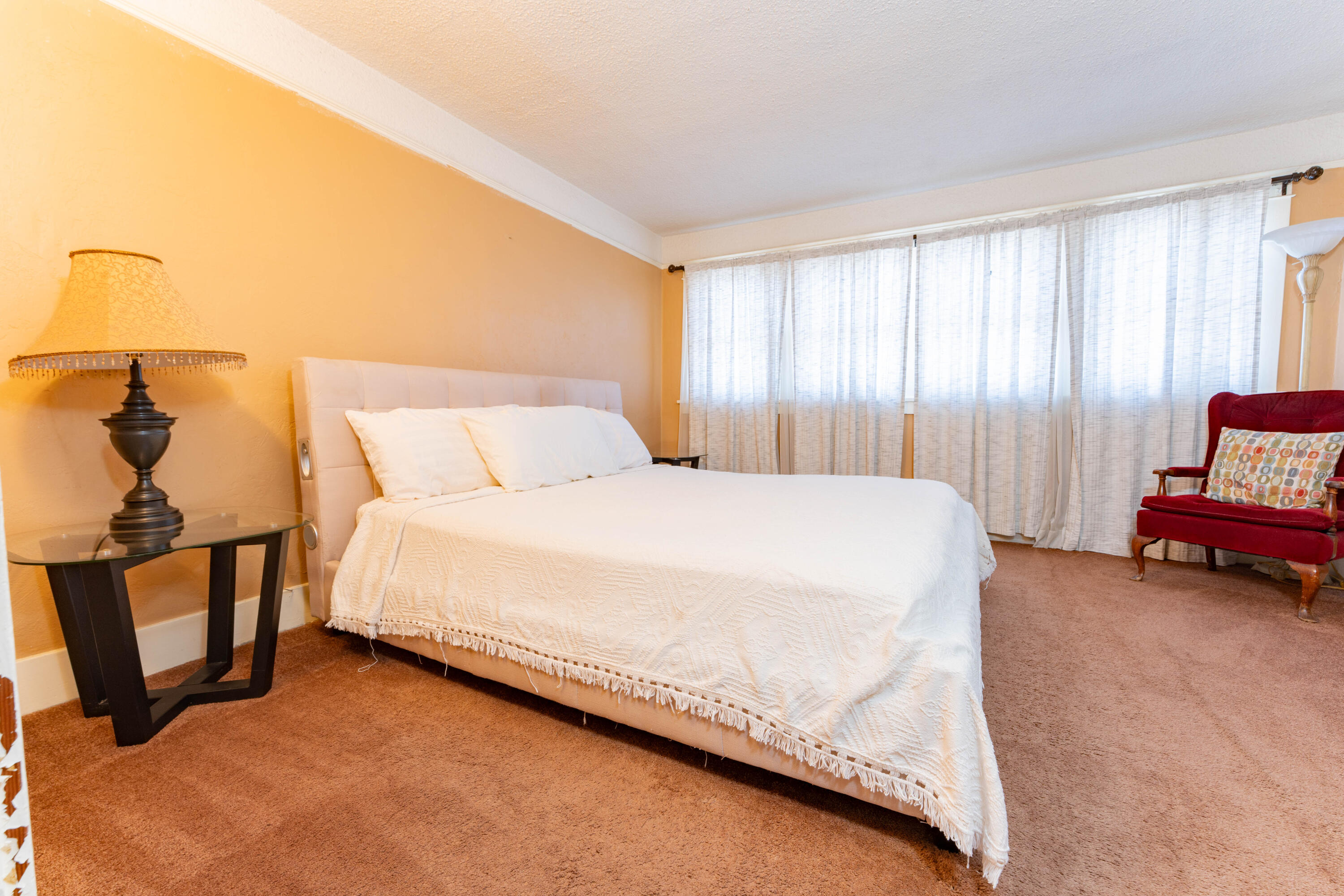 378 E Mill Ave, Porterville, CA 93257