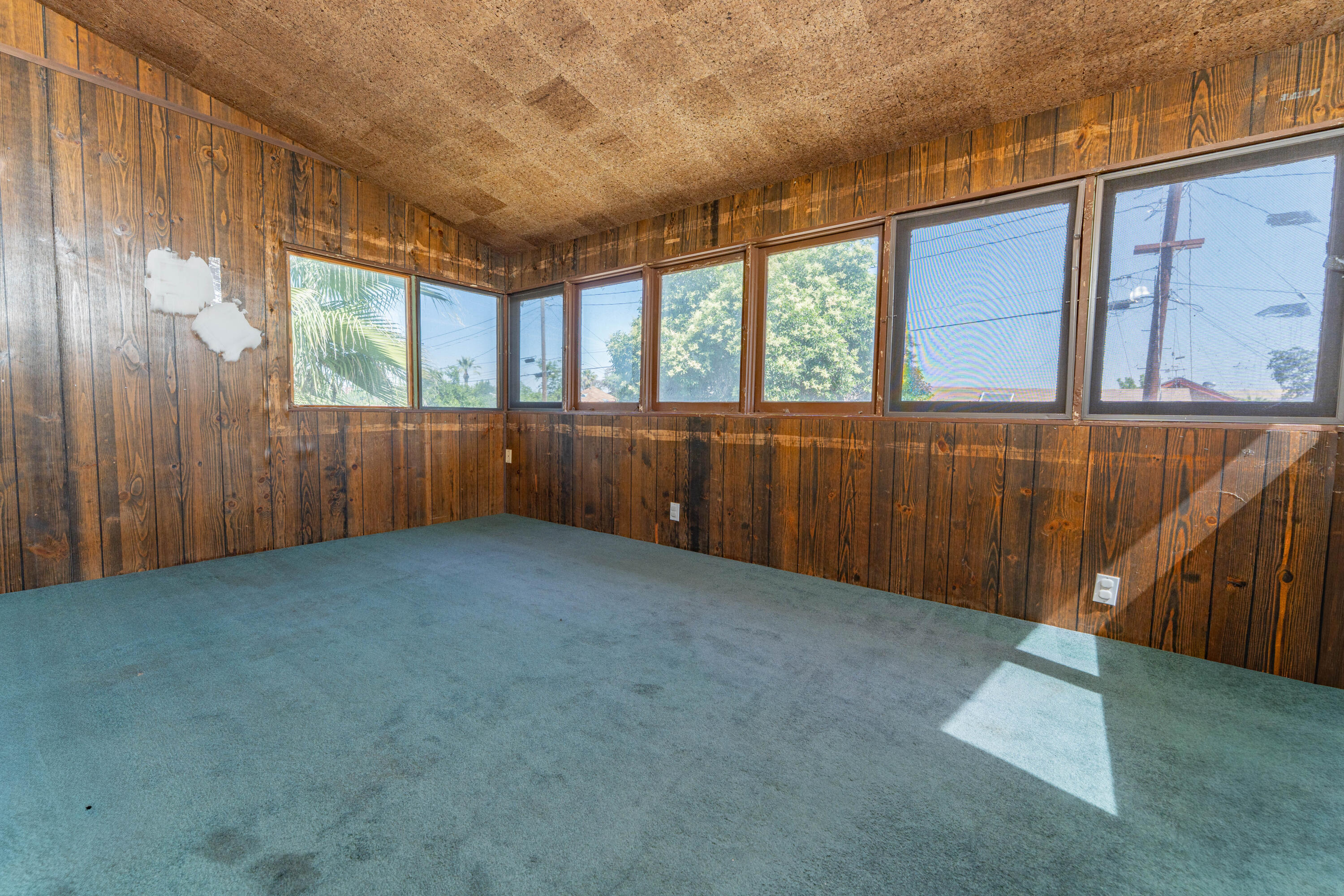 378 E Mill Ave, Porterville, CA 93257