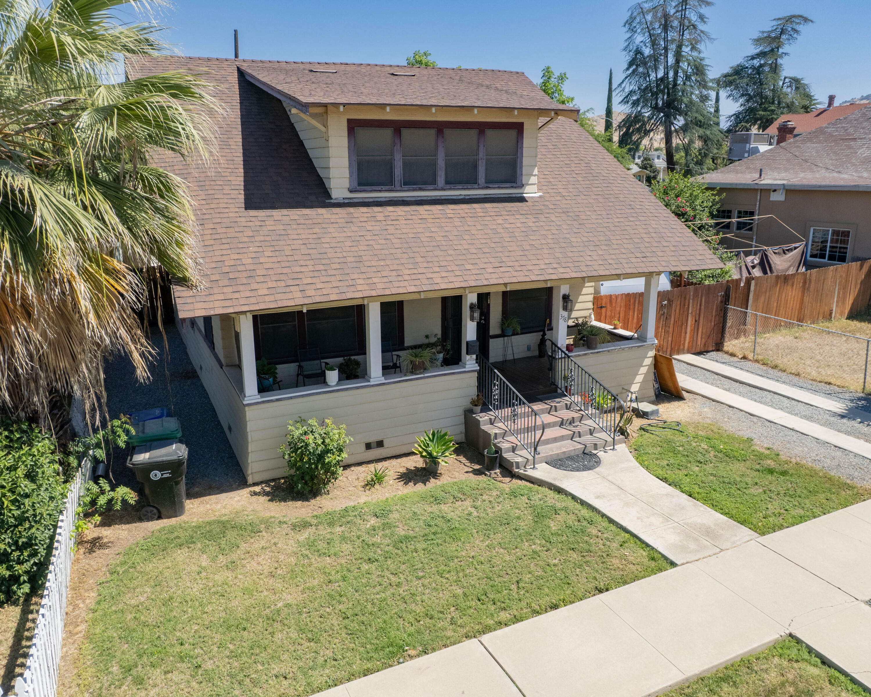 378 E Mill Ave, Porterville, CA 93257