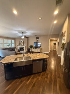 4744 W Ferguson Ave, Visalia, CA 93291