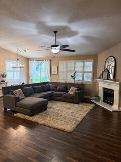 4744 W Ferguson Ave, Visalia, CA 93291