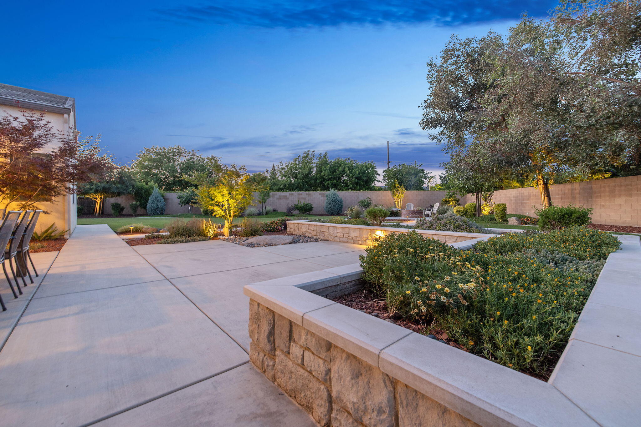 3500 W Lark Ave, Visalia, CA 93291