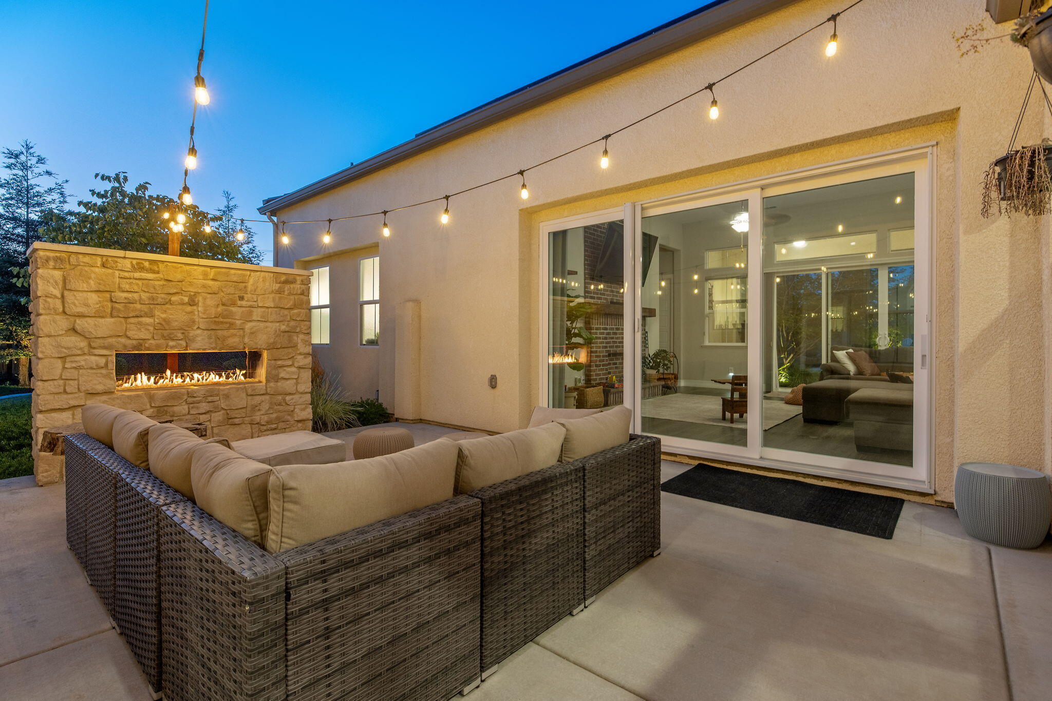 3500 W Lark Ave, Visalia, CA 93291