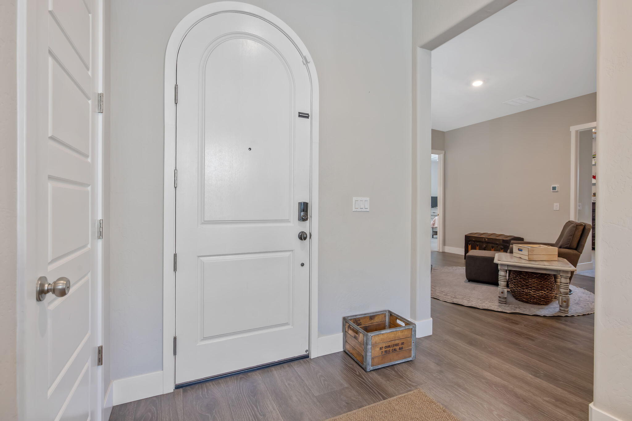 3500 W Lark Ave, Visalia, CA 93291