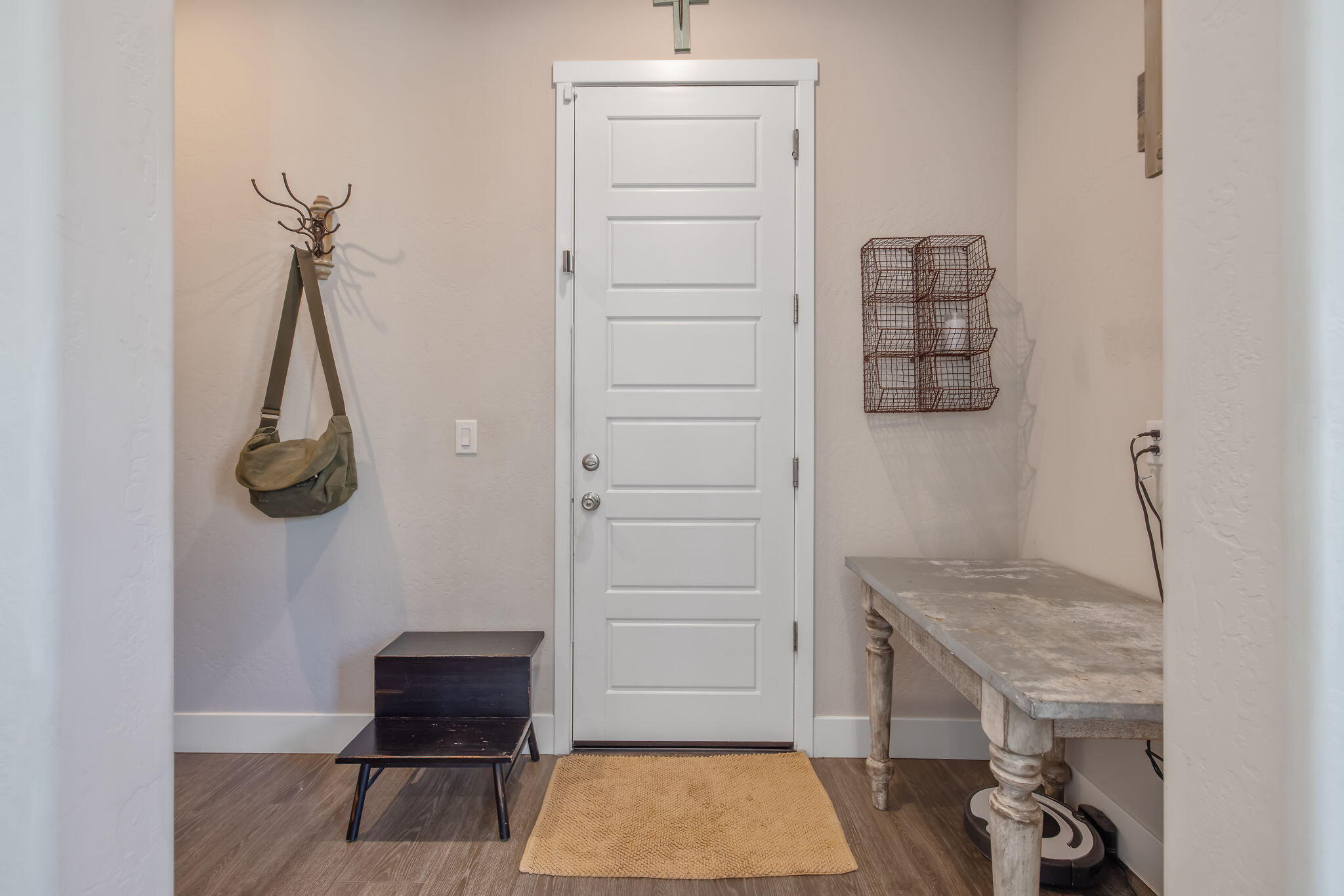 3500 W Lark Ave, Visalia, CA 93291