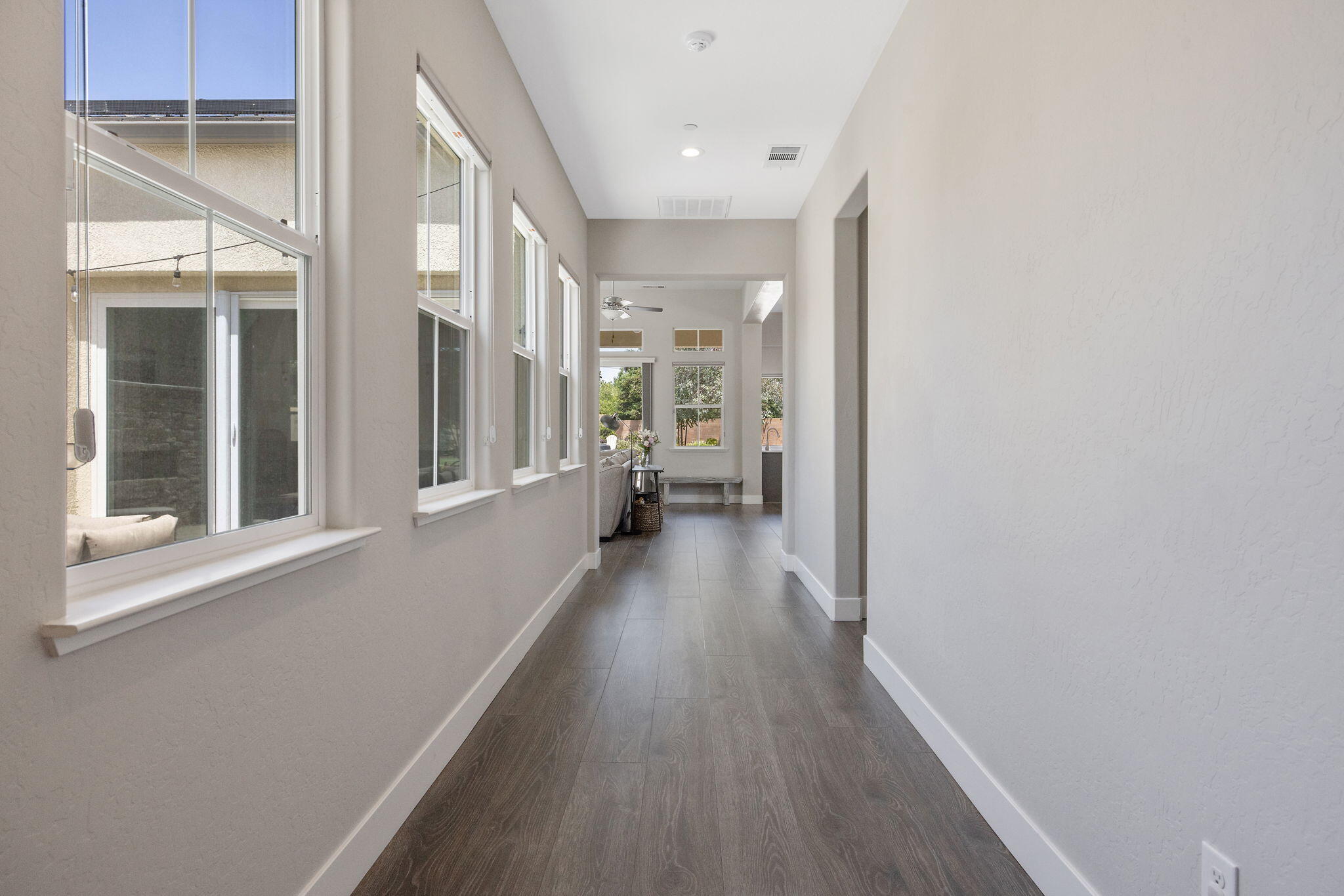 3500 W Lark Ave, Visalia, CA 93291