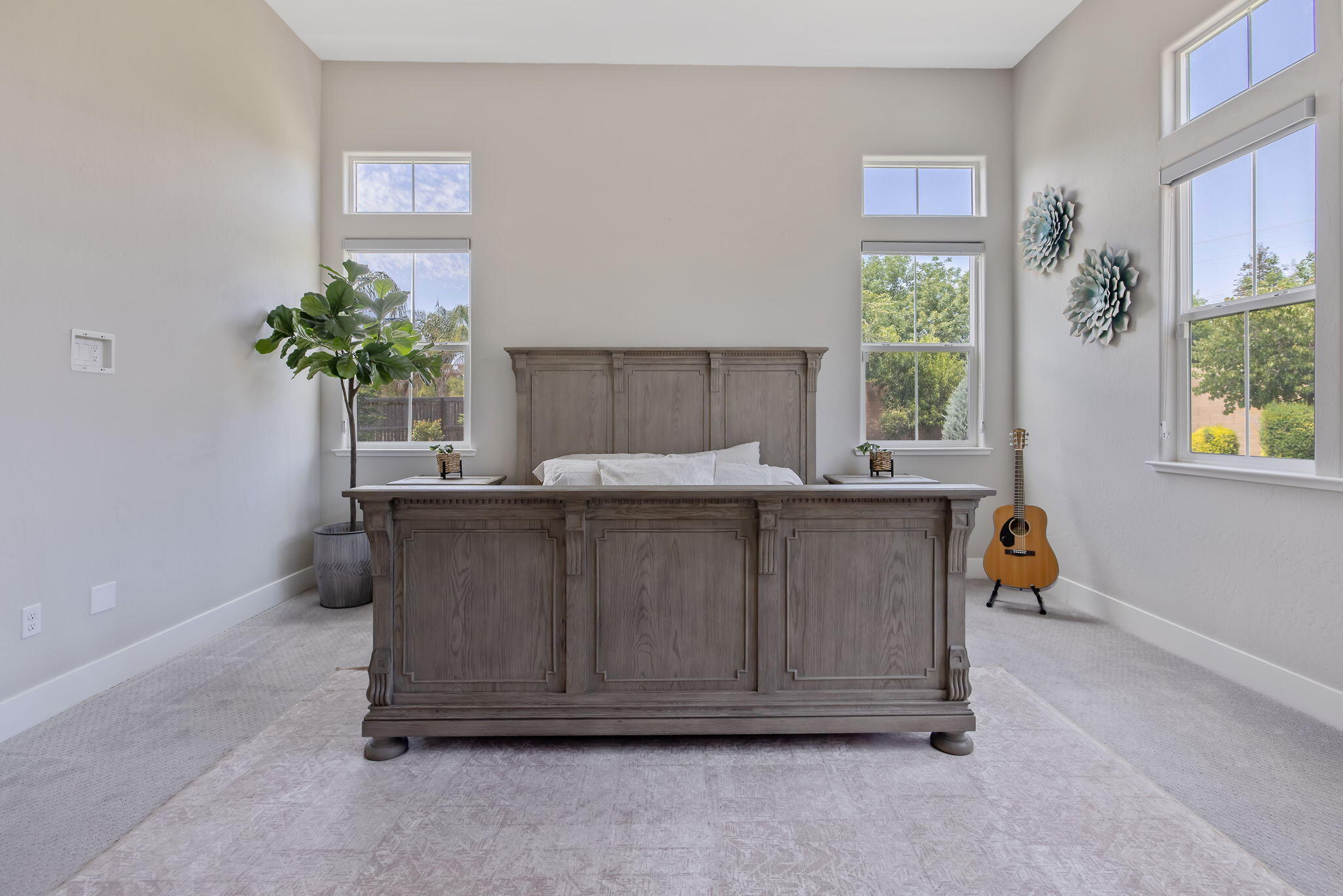 3500 W Lark Ave, Visalia, CA 93291