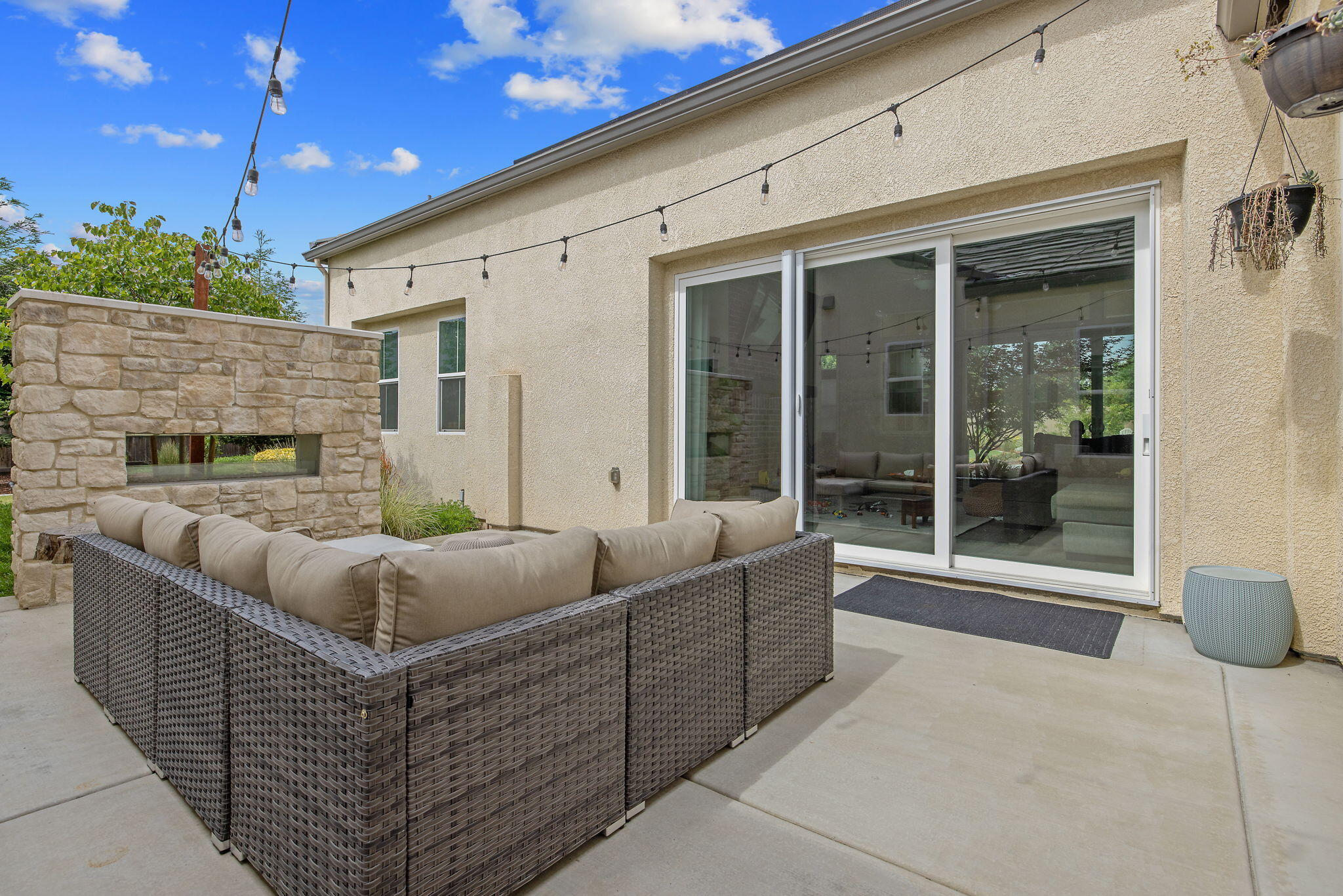 3500 W Lark Ave, Visalia, CA 93291