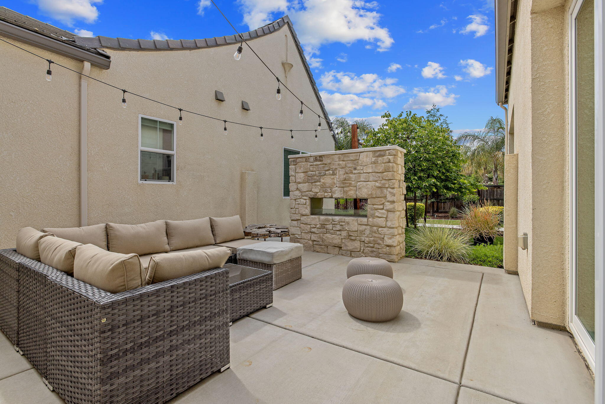3500 W Lark Ave, Visalia, CA 93291