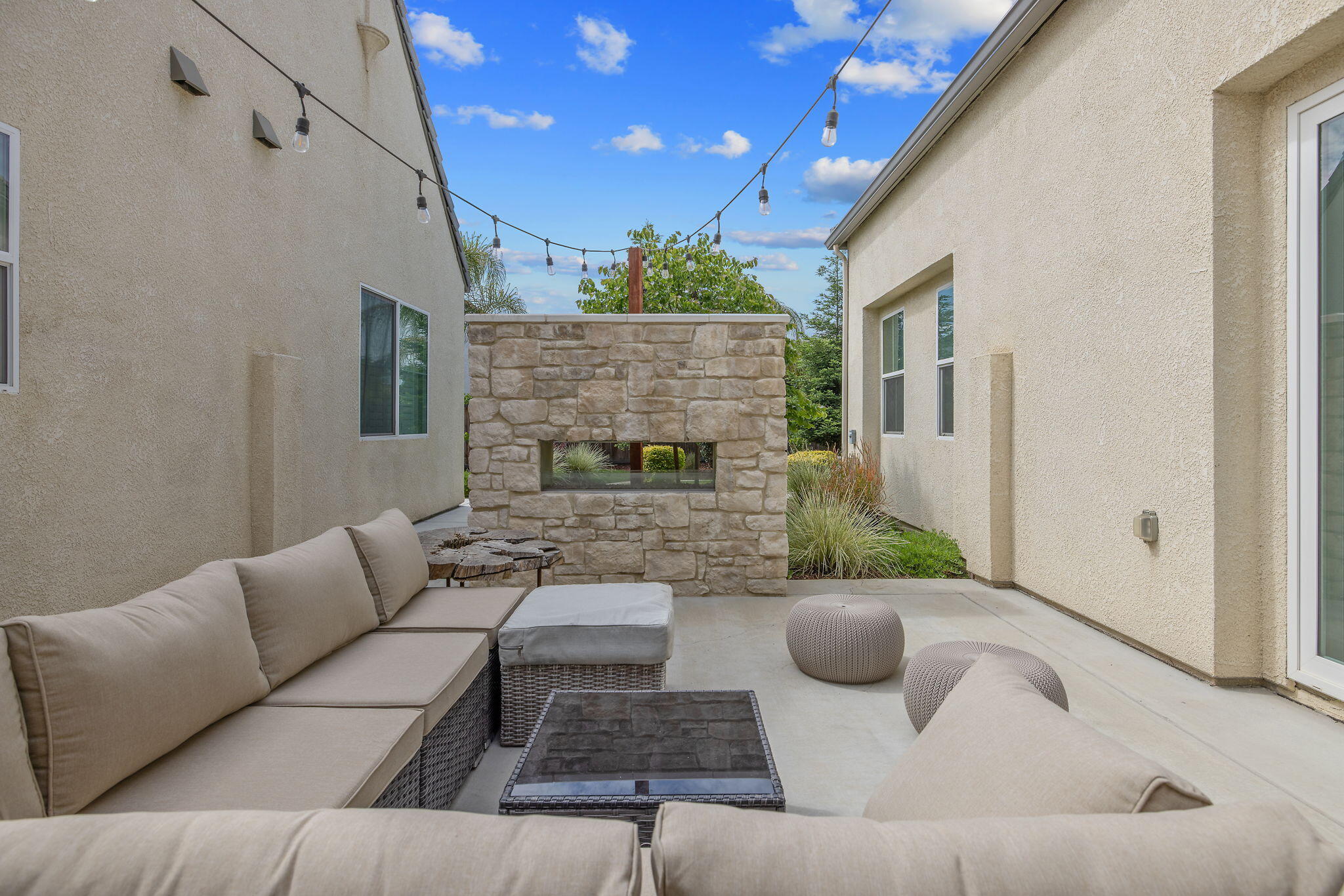 3500 W Lark Ave, Visalia, CA 93291
