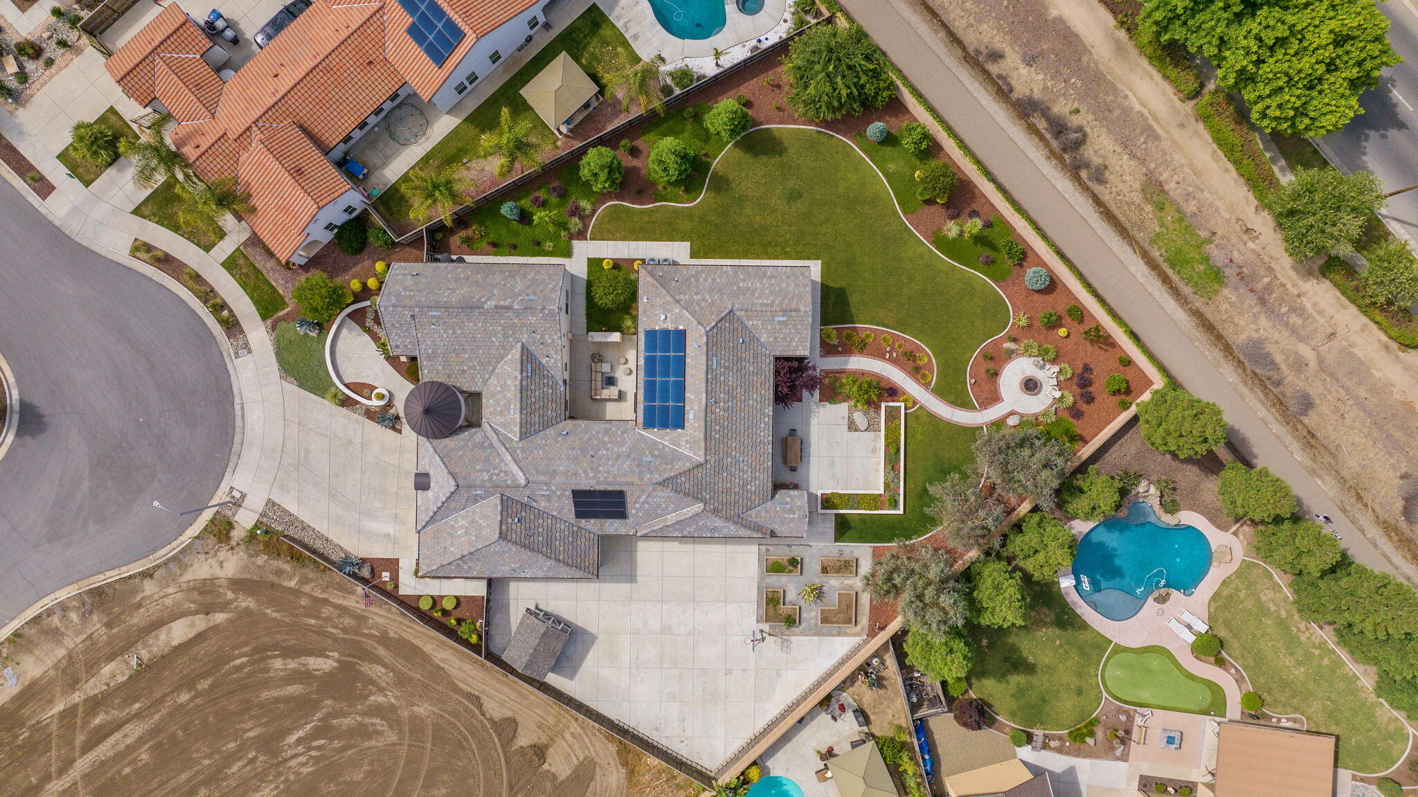 3500 W Lark Ave, Visalia, CA 93291