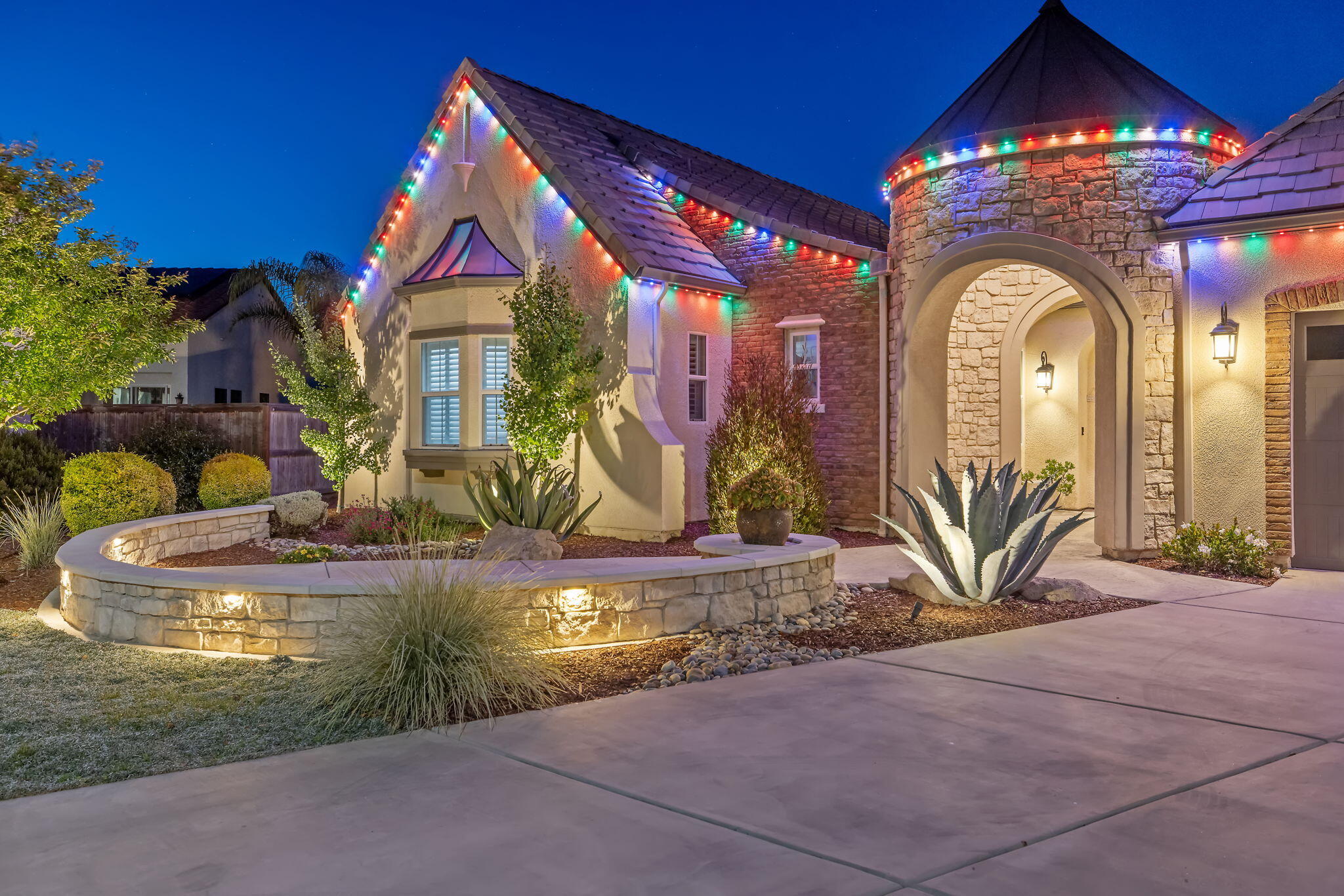 3500 W Lark Ave, Visalia, CA 93291