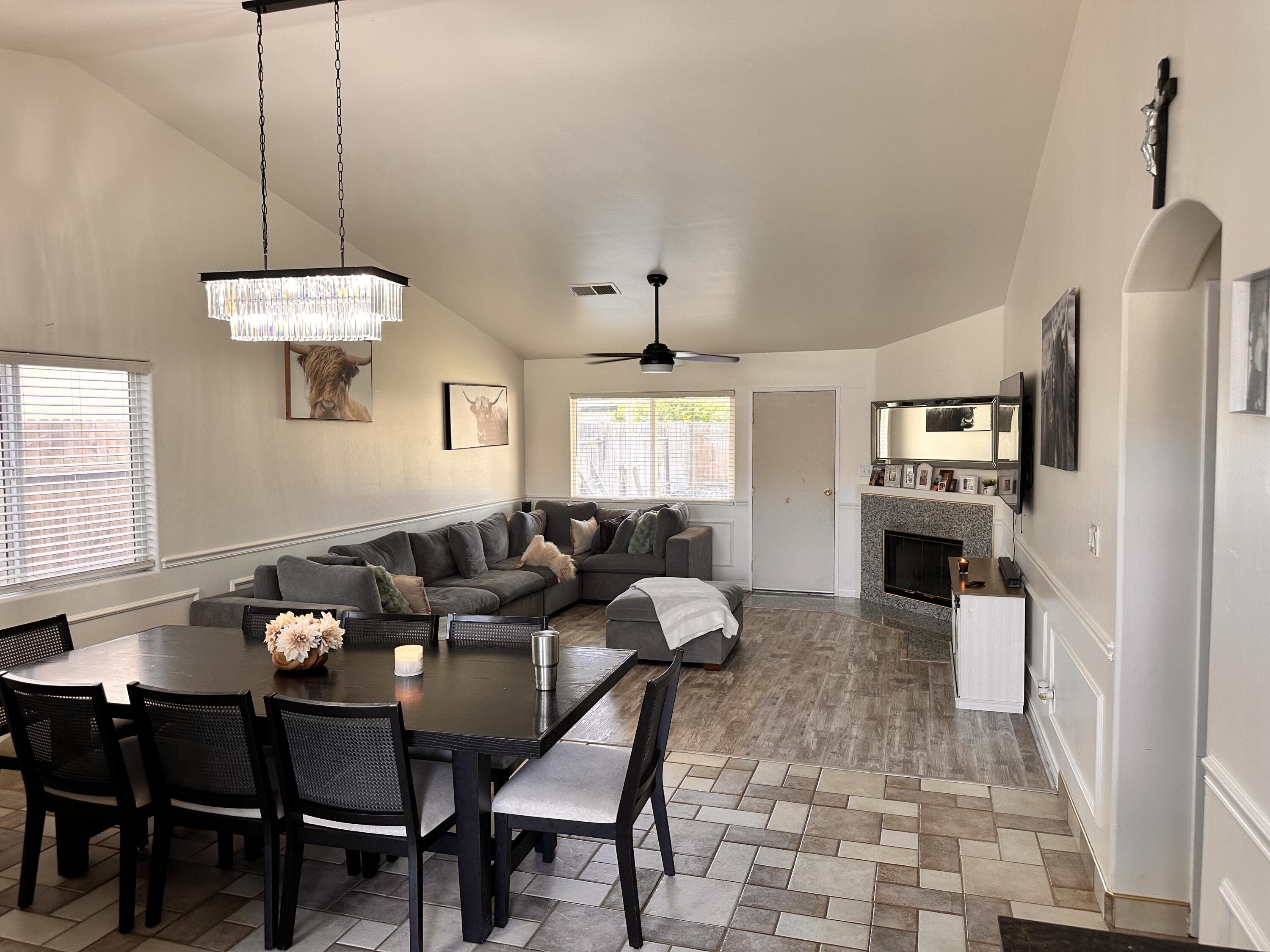 7108 Drift Creek St, Bakersfield, CA 93313