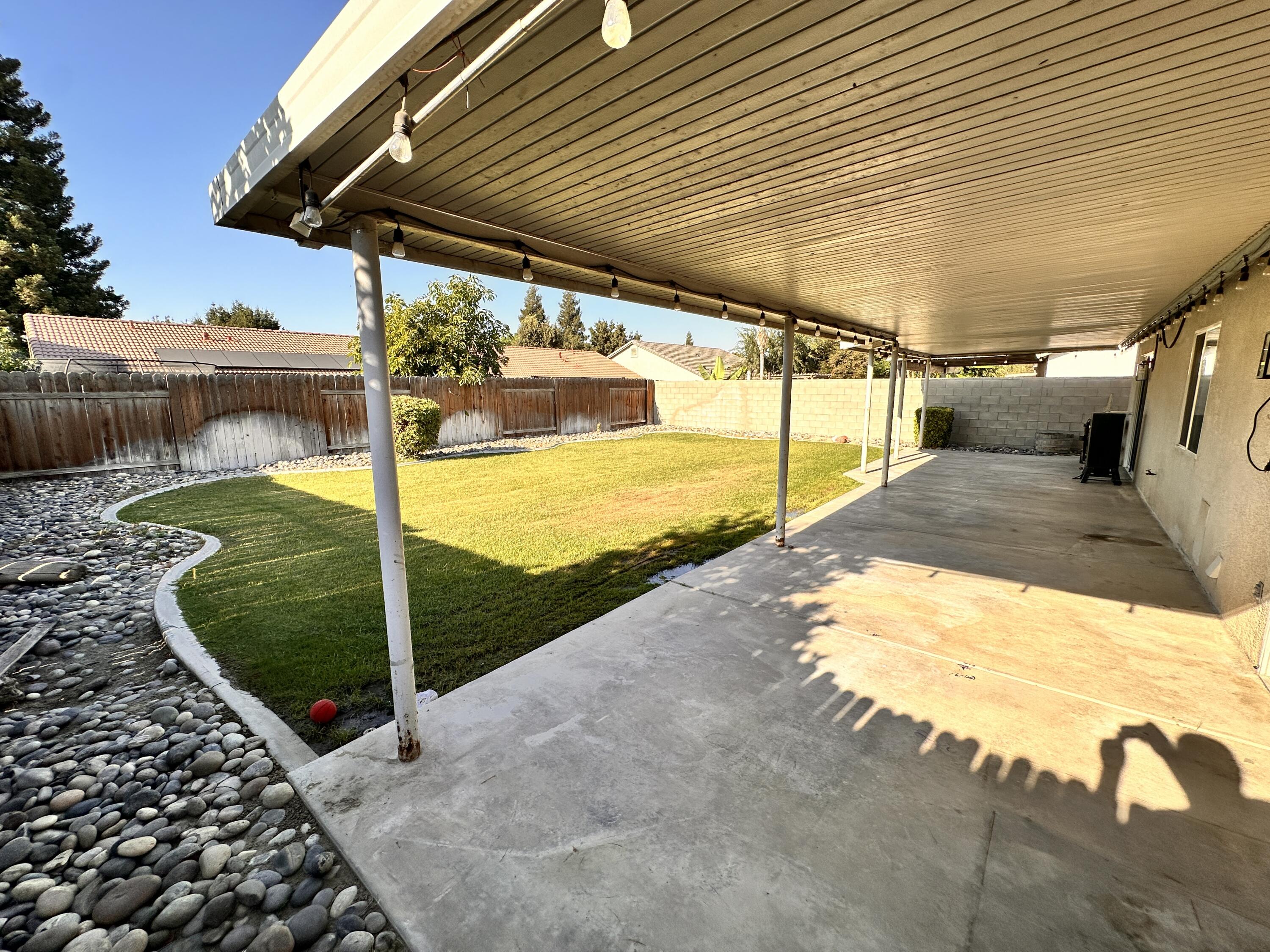 7108 Drift Creek St, Bakersfield, CA 93313