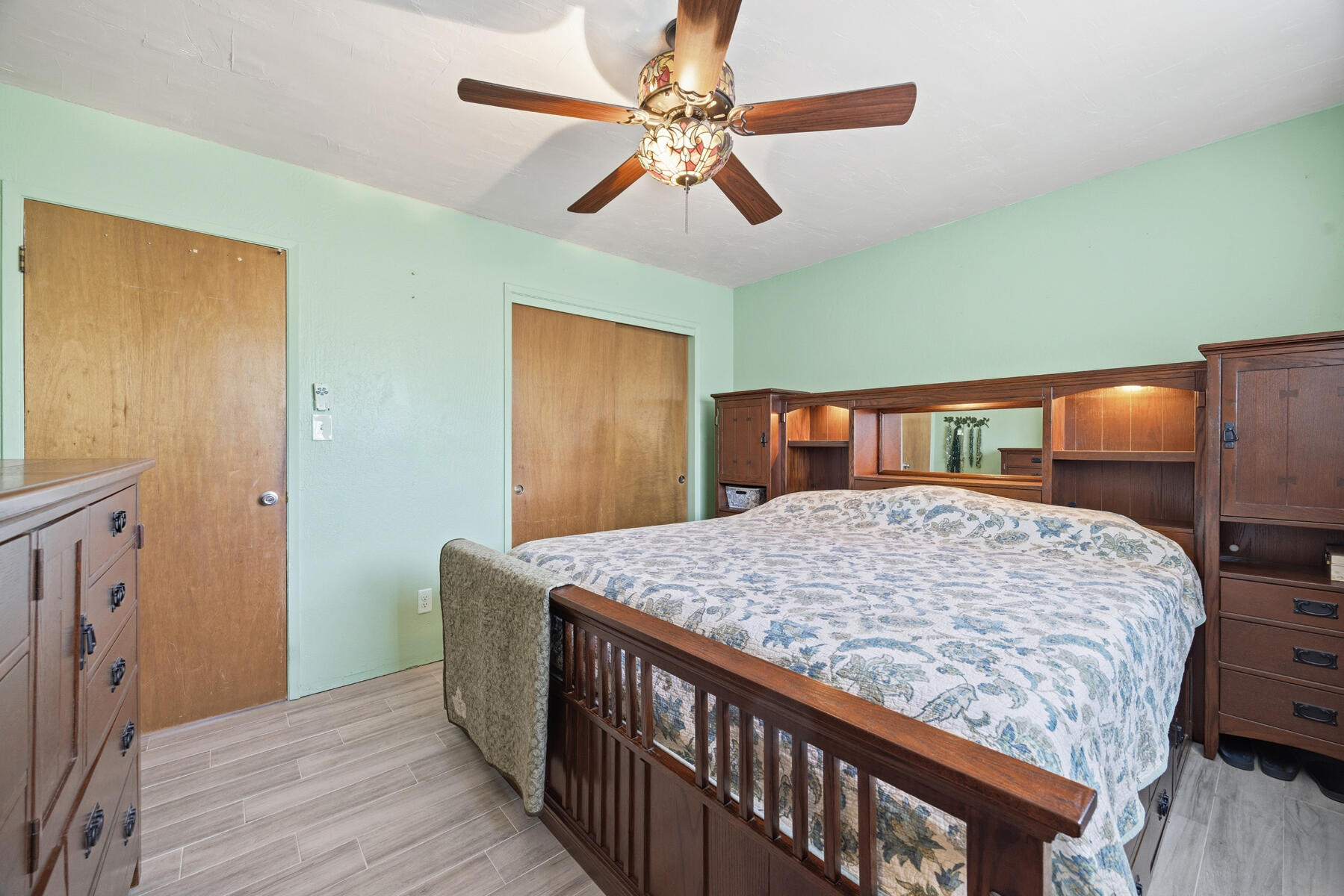 2423 W Norwich Ave, Fresno, CA 93705