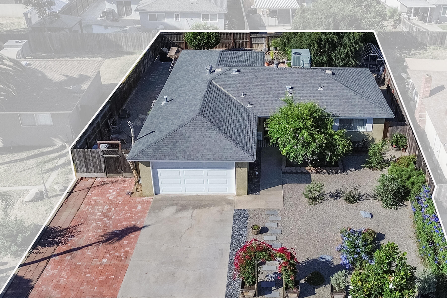 2423 W Norwich Ave, Fresno, CA 93705