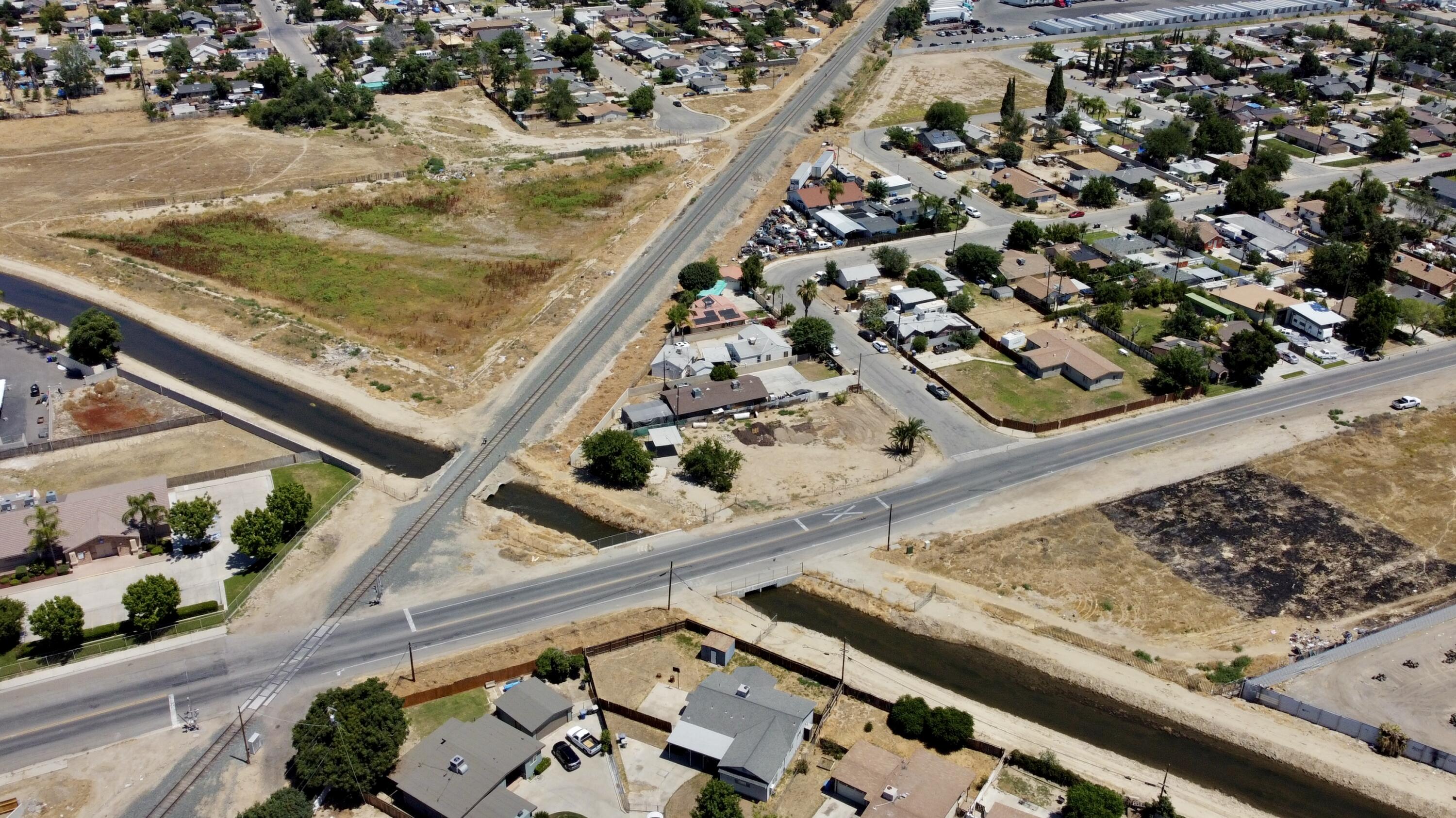326 Wilson Rd, Bakersfield, CA 93307